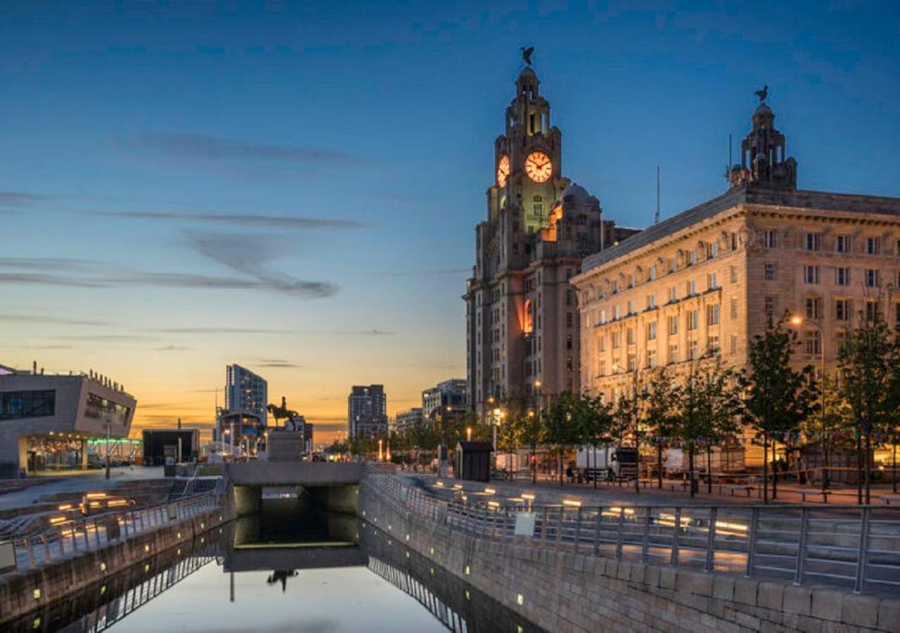 Luxury Two Bedroom Apartment Liverpool