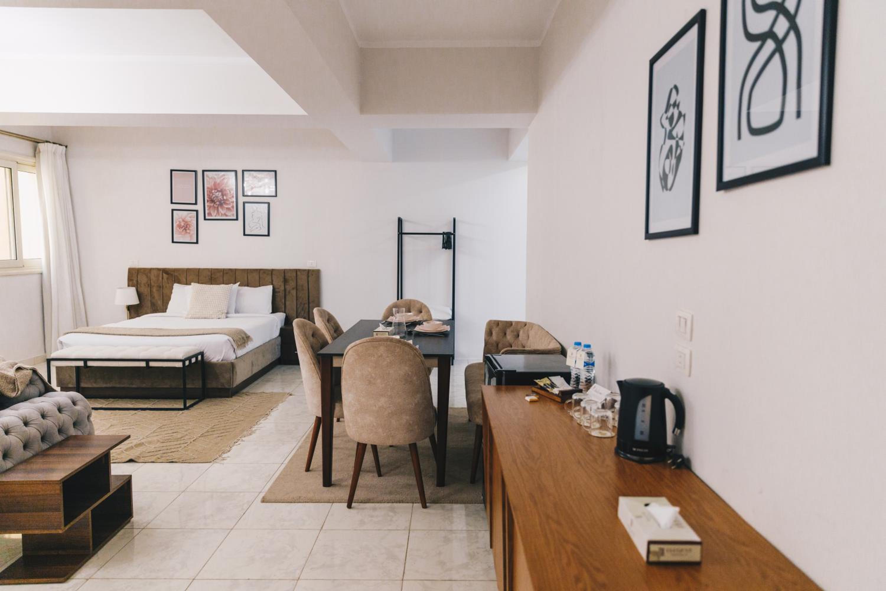 The Seven Six near Waterway 5A Mall by Elegant Hospitality