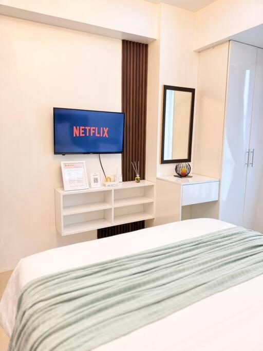 Vibe & Thrive at Studio unit in Avida Towers Riala Tower 2 view 2