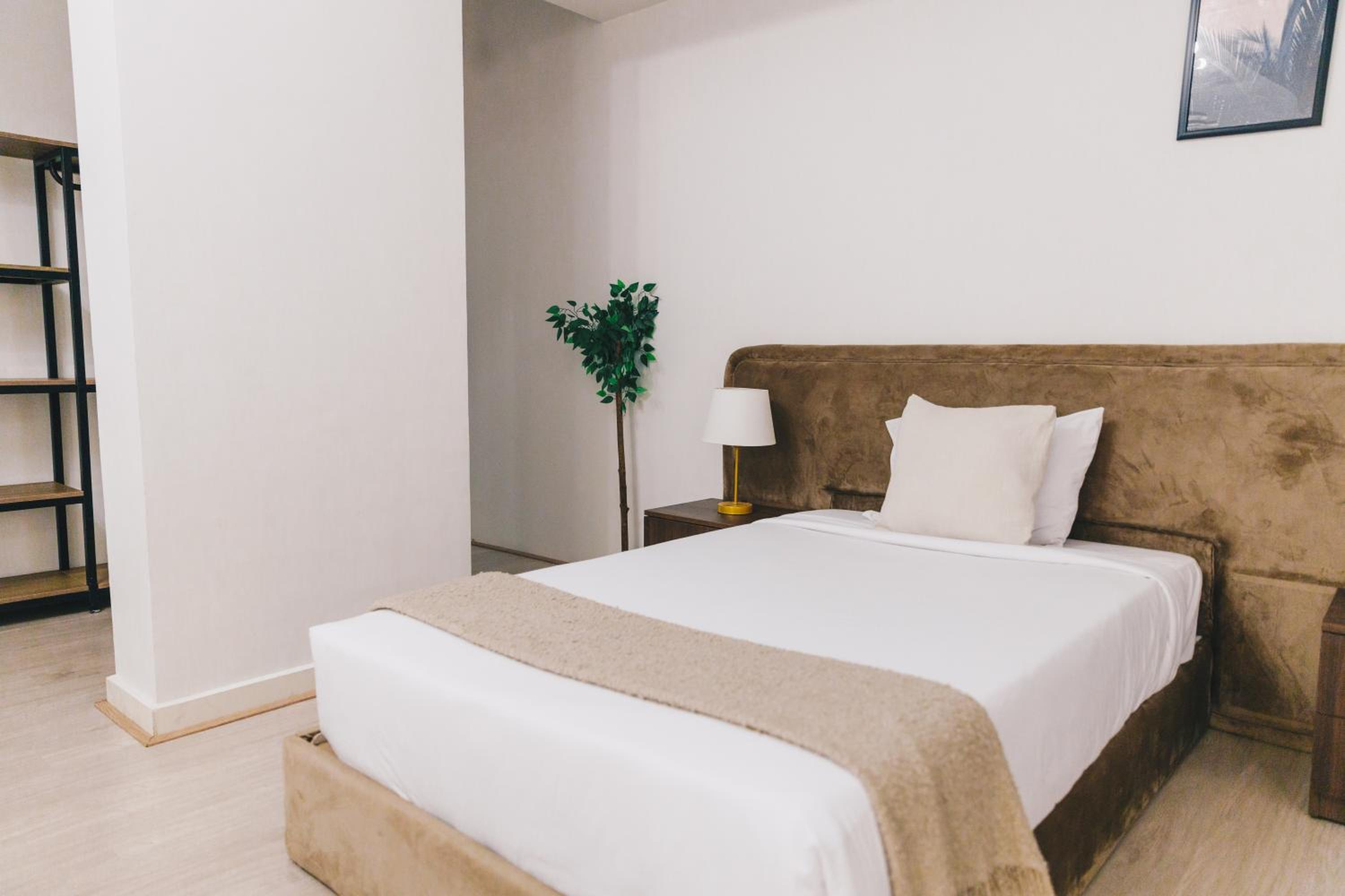 The Seven Six near Waterway 5A Mall by Elegant Hospitality