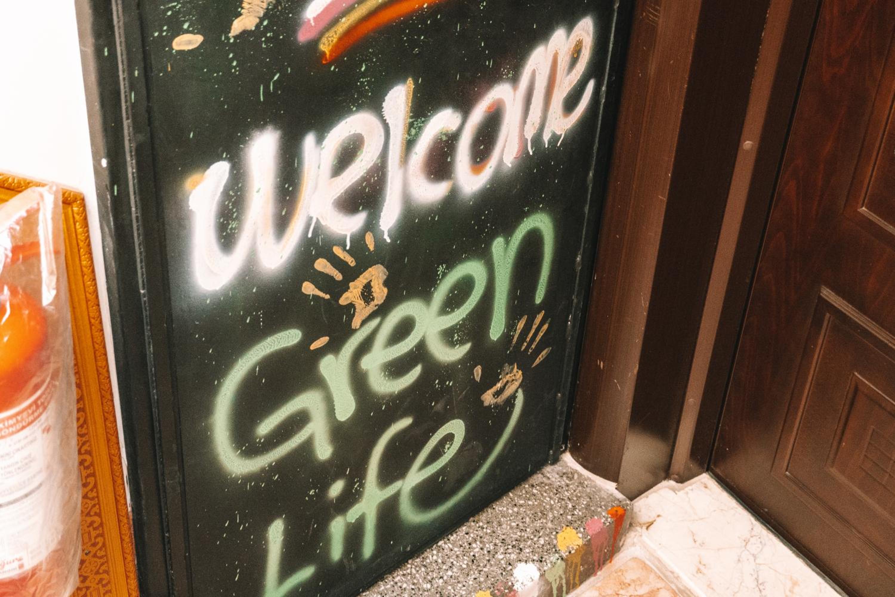 Green Life Apart Hotel