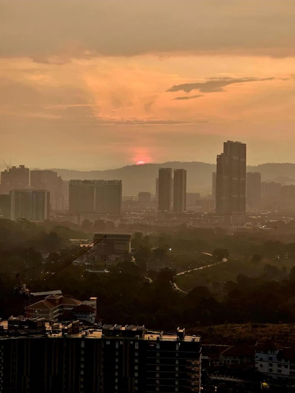 Iris sentral suites kuala lumpur