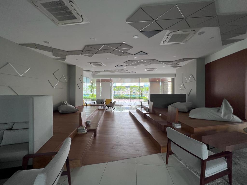 Iris sentral suites kuala lumpur