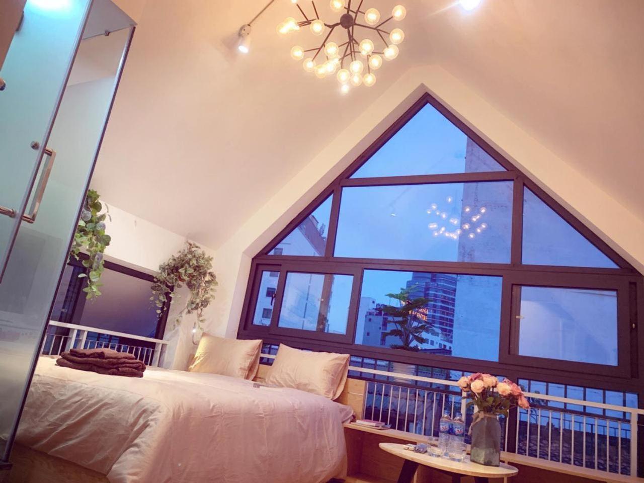 MAY - ROOFTOP SKY View HH 03