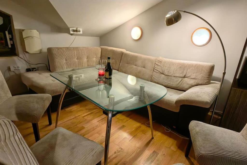 One Bedroom Flat with Sauna