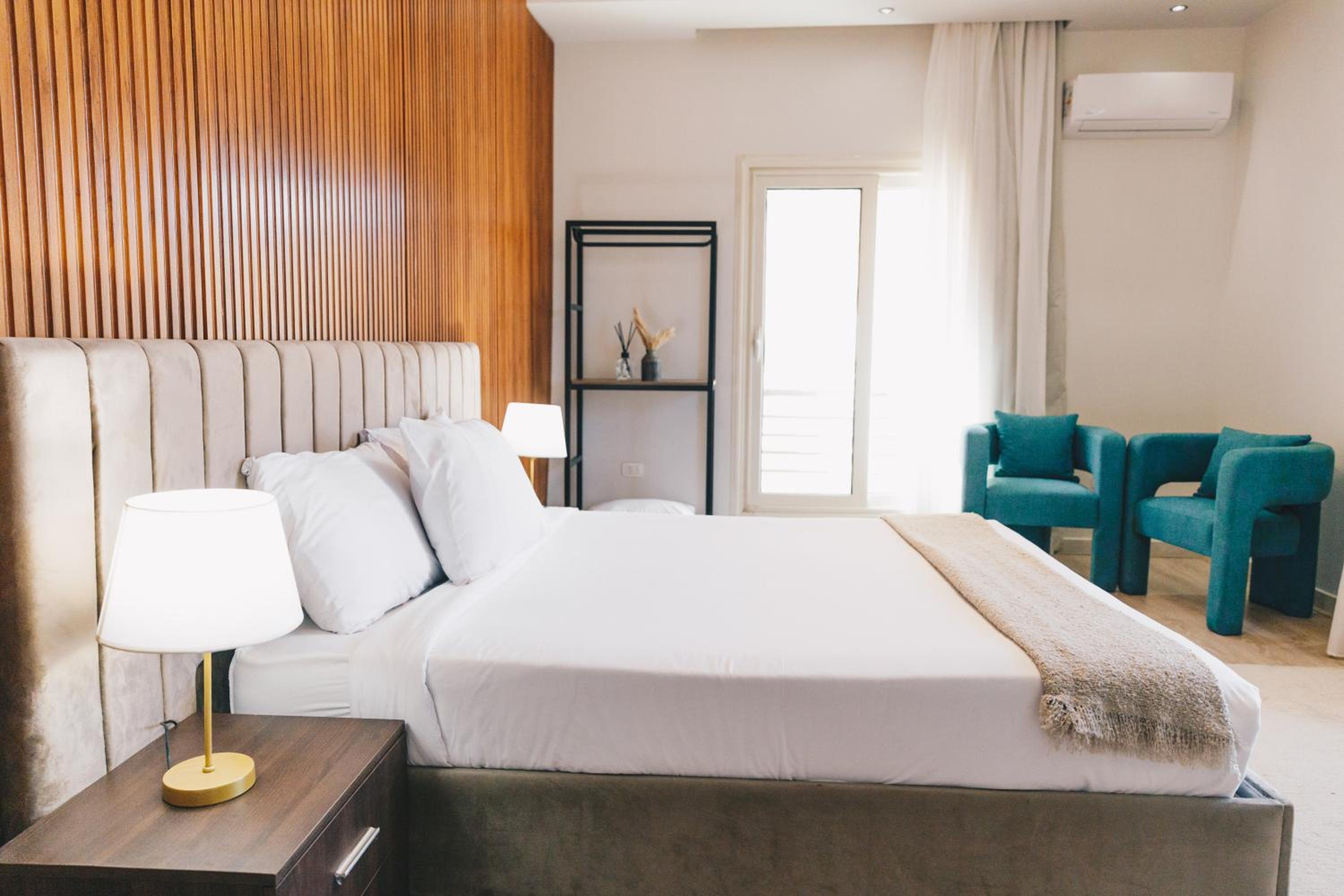 The Seven Six near Waterway 5A Mall by Elegant Hospitality