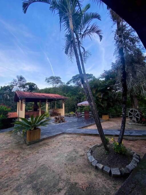 Chalé e Cachoeira Sítio Igrejinha Serra da Bocaina