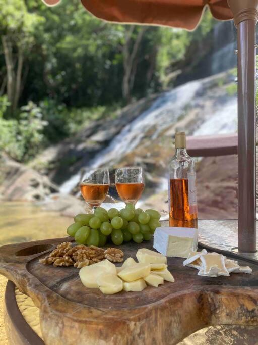 Chalé e Cachoeira Sítio Igrejinha Serra da Bocaina
