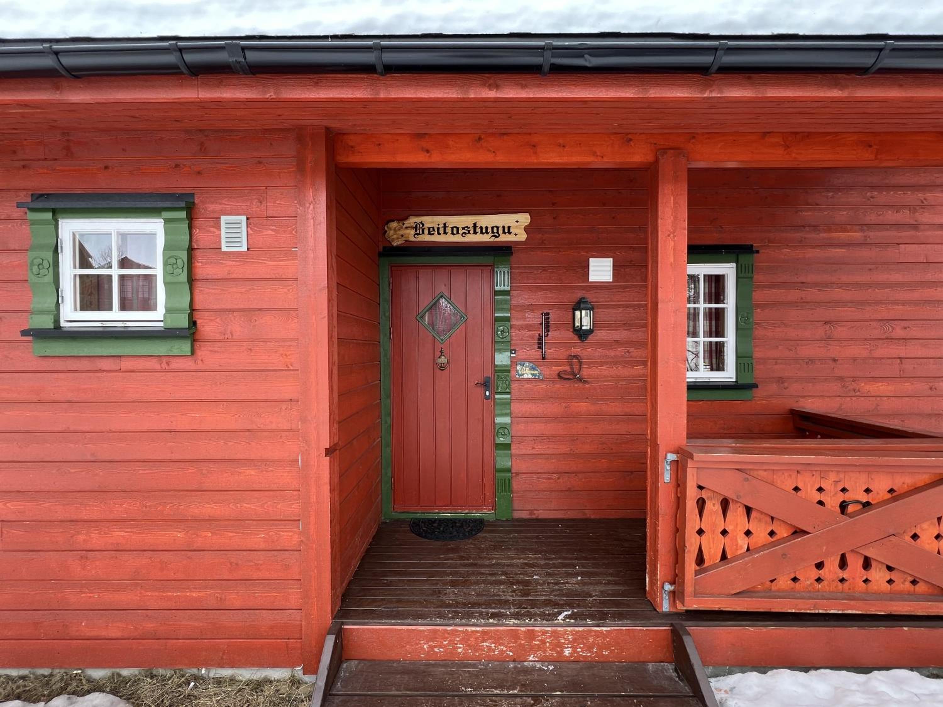 Familiehytte Med Peis Og Badstu I Sentrum view 2