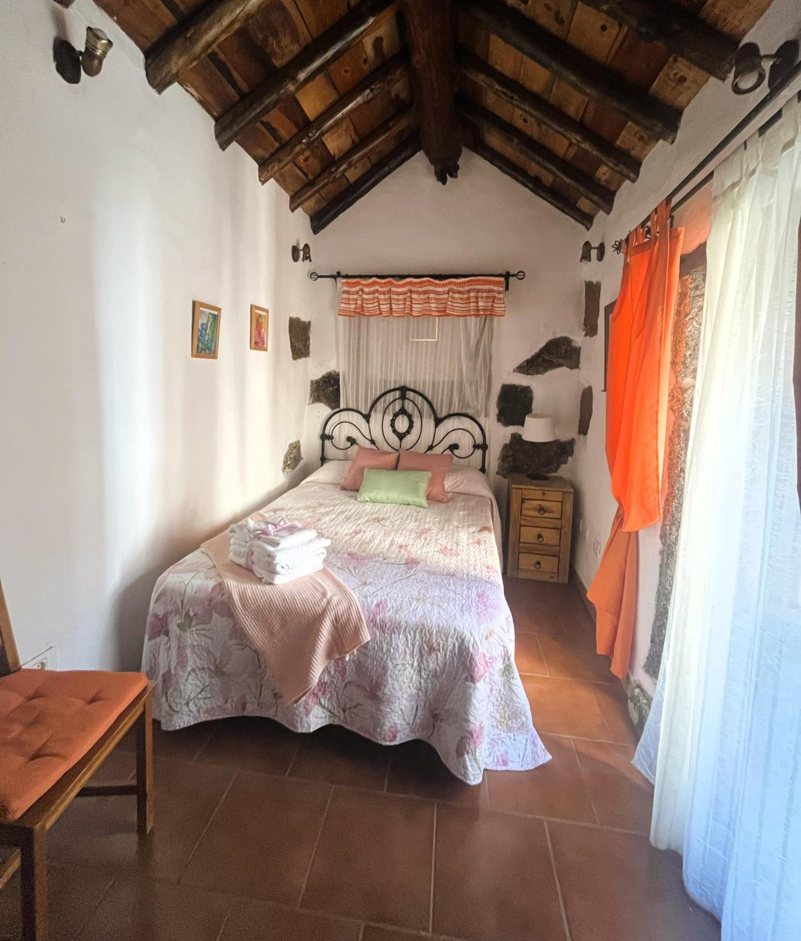 La Pestilla 2 - Stunning rustic house, El Hierro