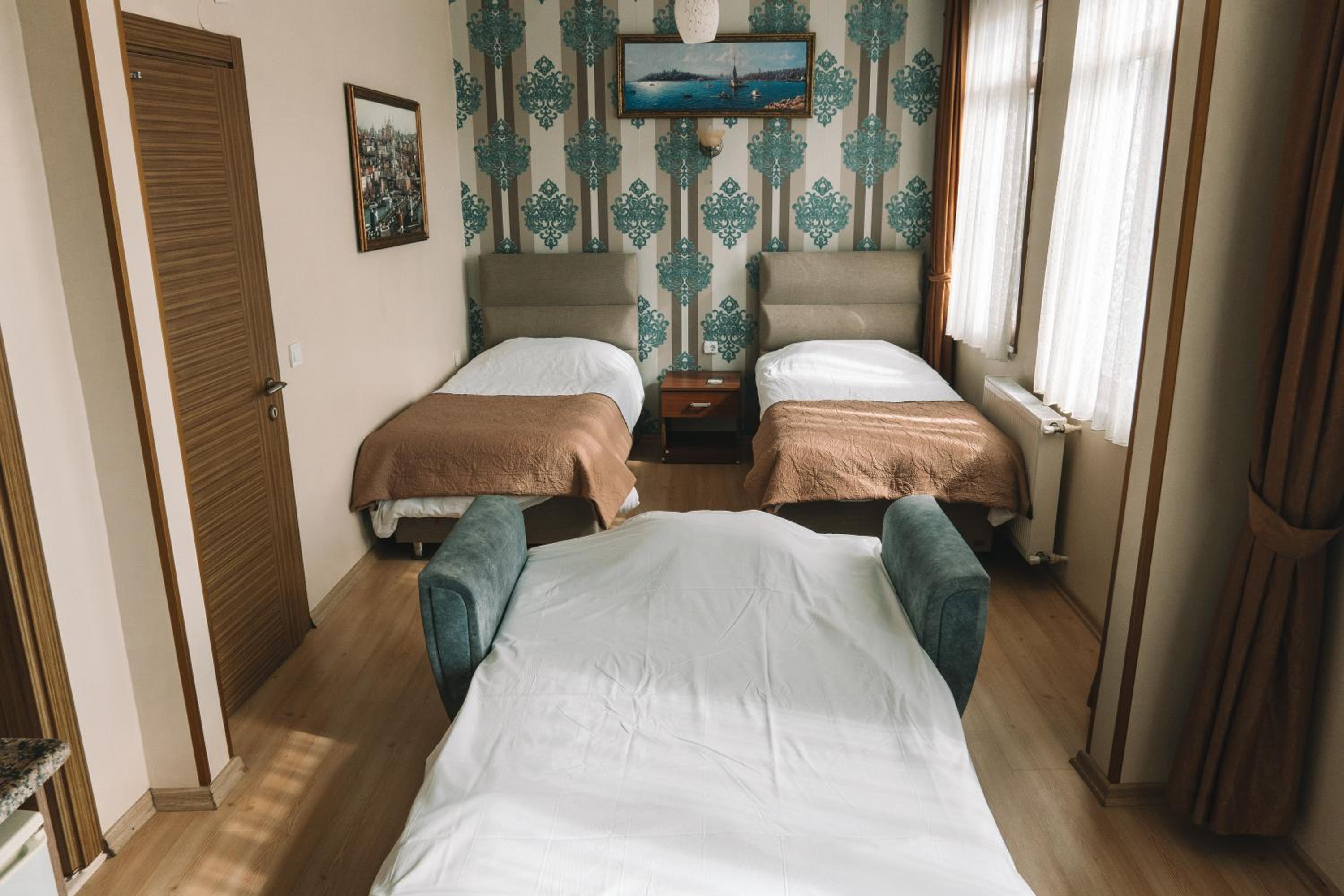 Green Life Apart Hotel