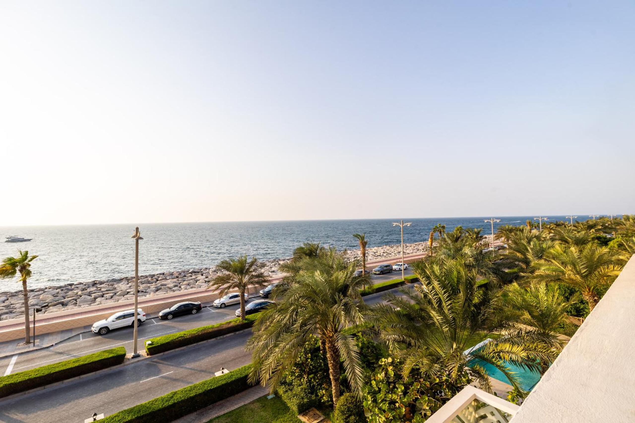 EDEN'S Homes & Villas - Balqis Residence
