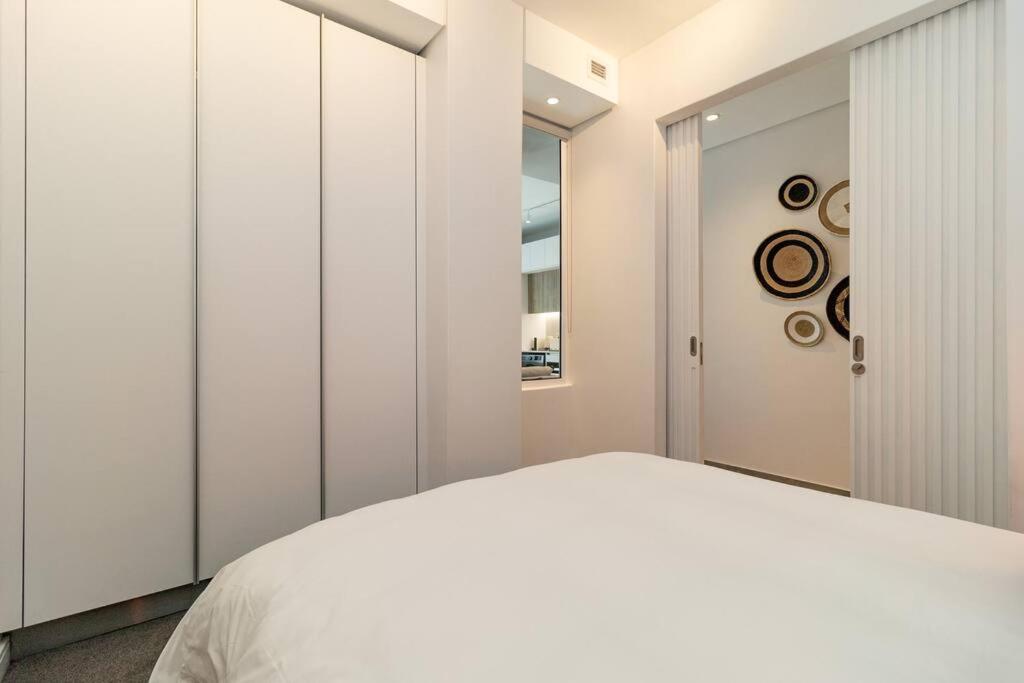 Cape Town 1 Bedroom Haven with perfect views.