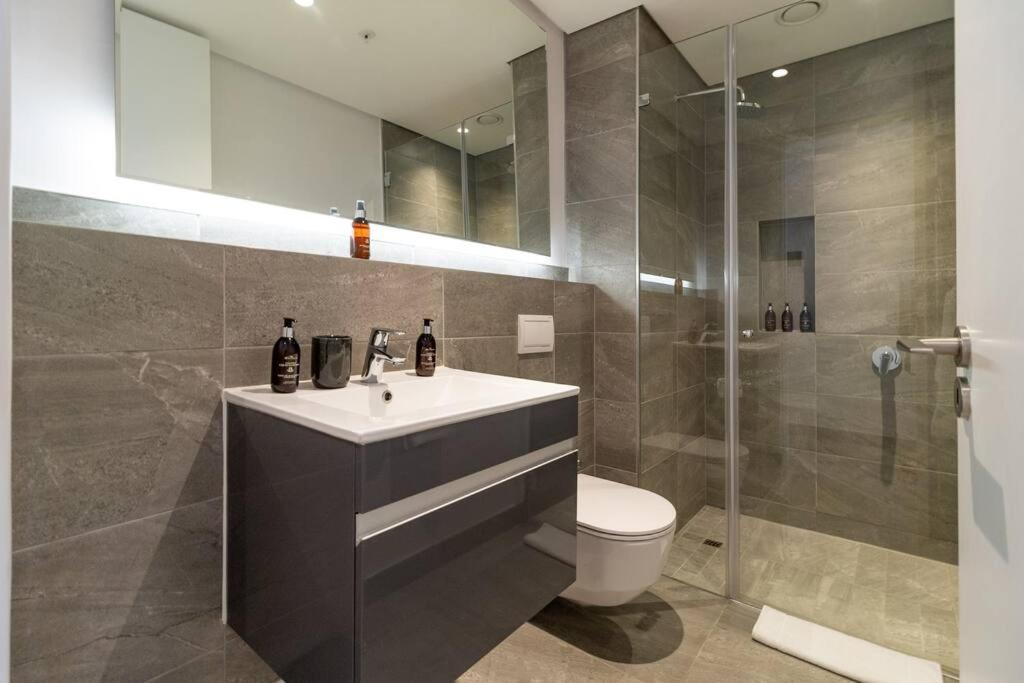 Cape Town 1 Bedroom Haven with perfect views.