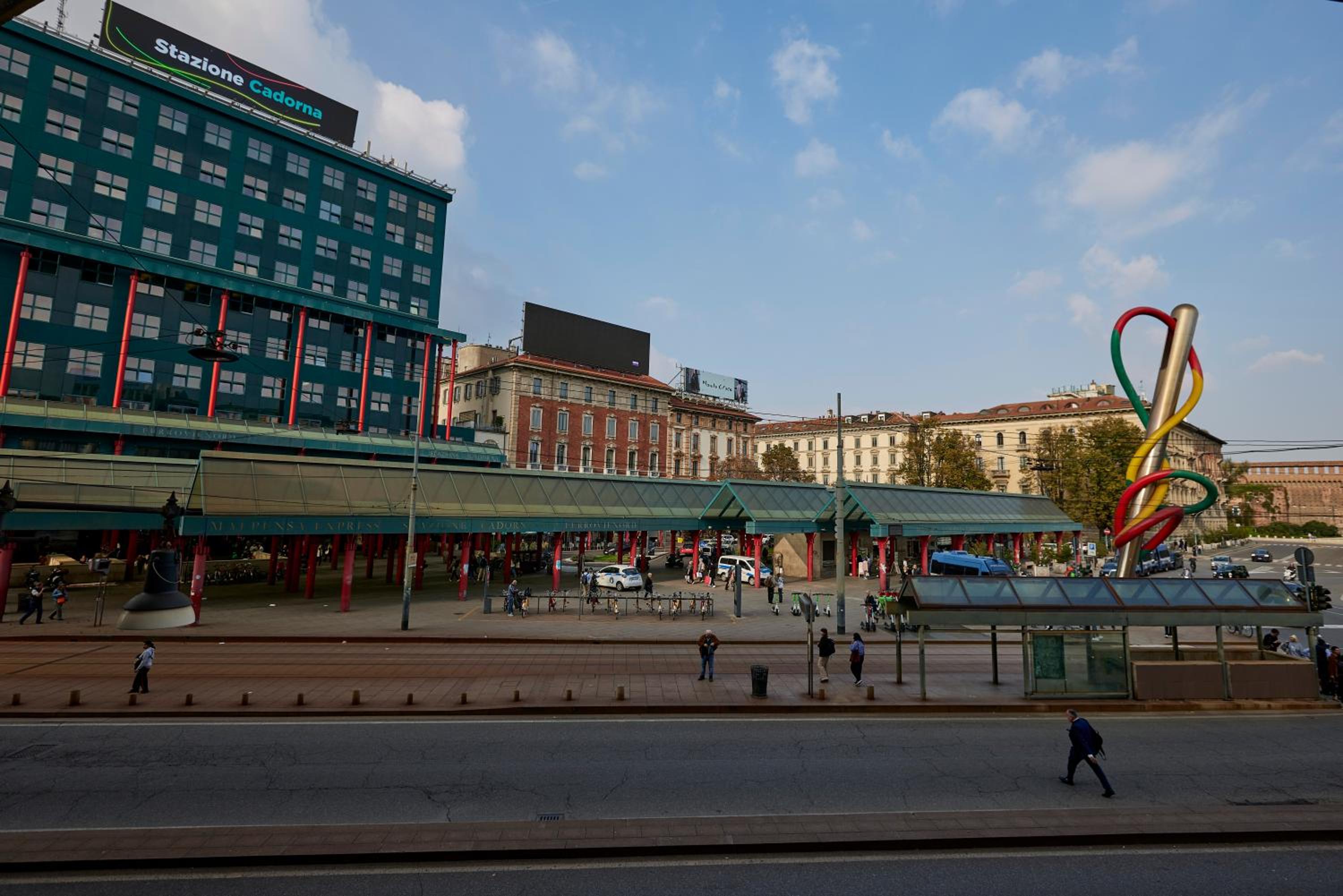 Cadorna CityView Flat - Strategic position in the middle of the Square
