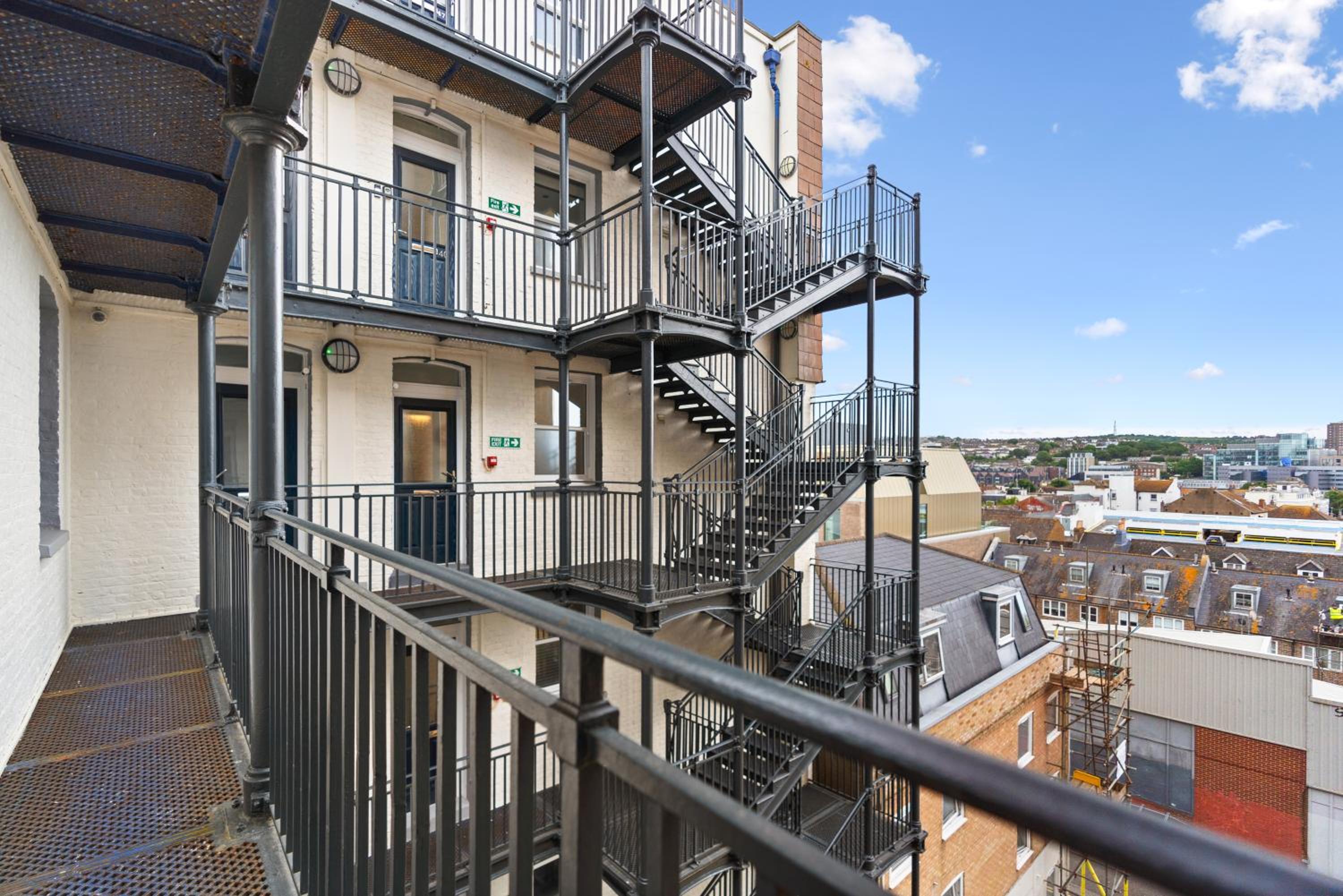 Central Brighton Flat, Near the Lanes & Cafes, Seafront, Parking Available view 2