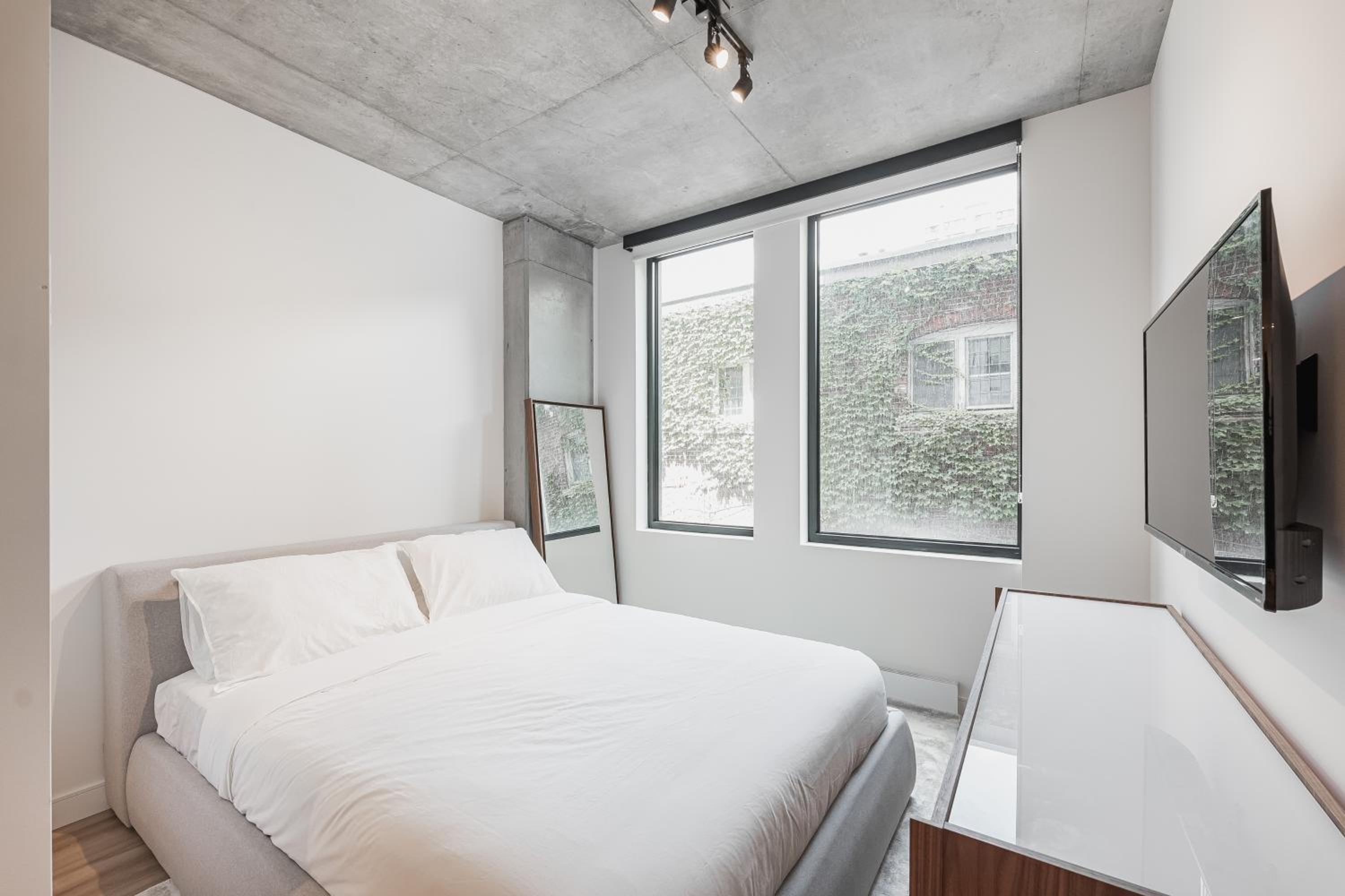 Le Mont Apartments