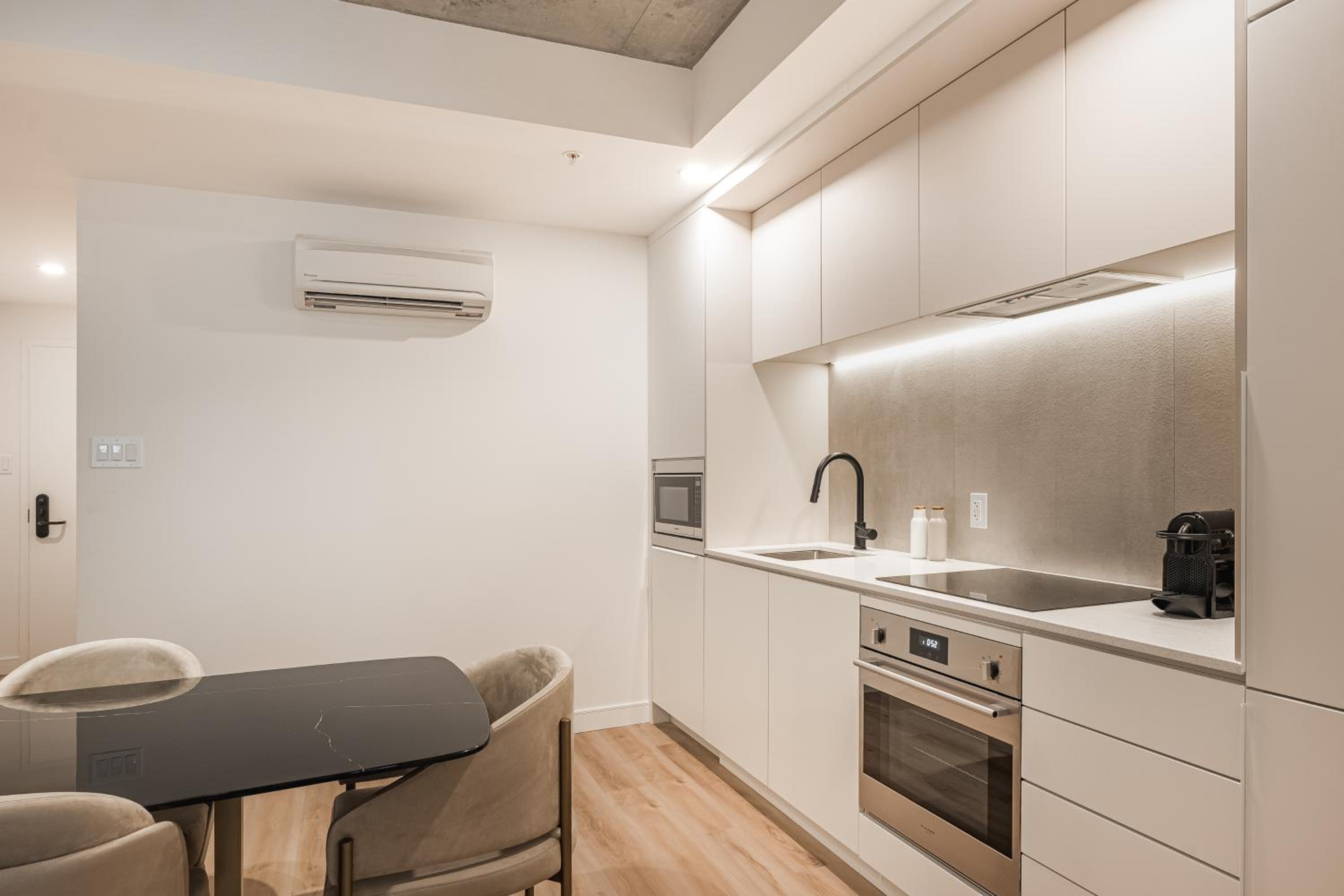 Le Mont Apartments