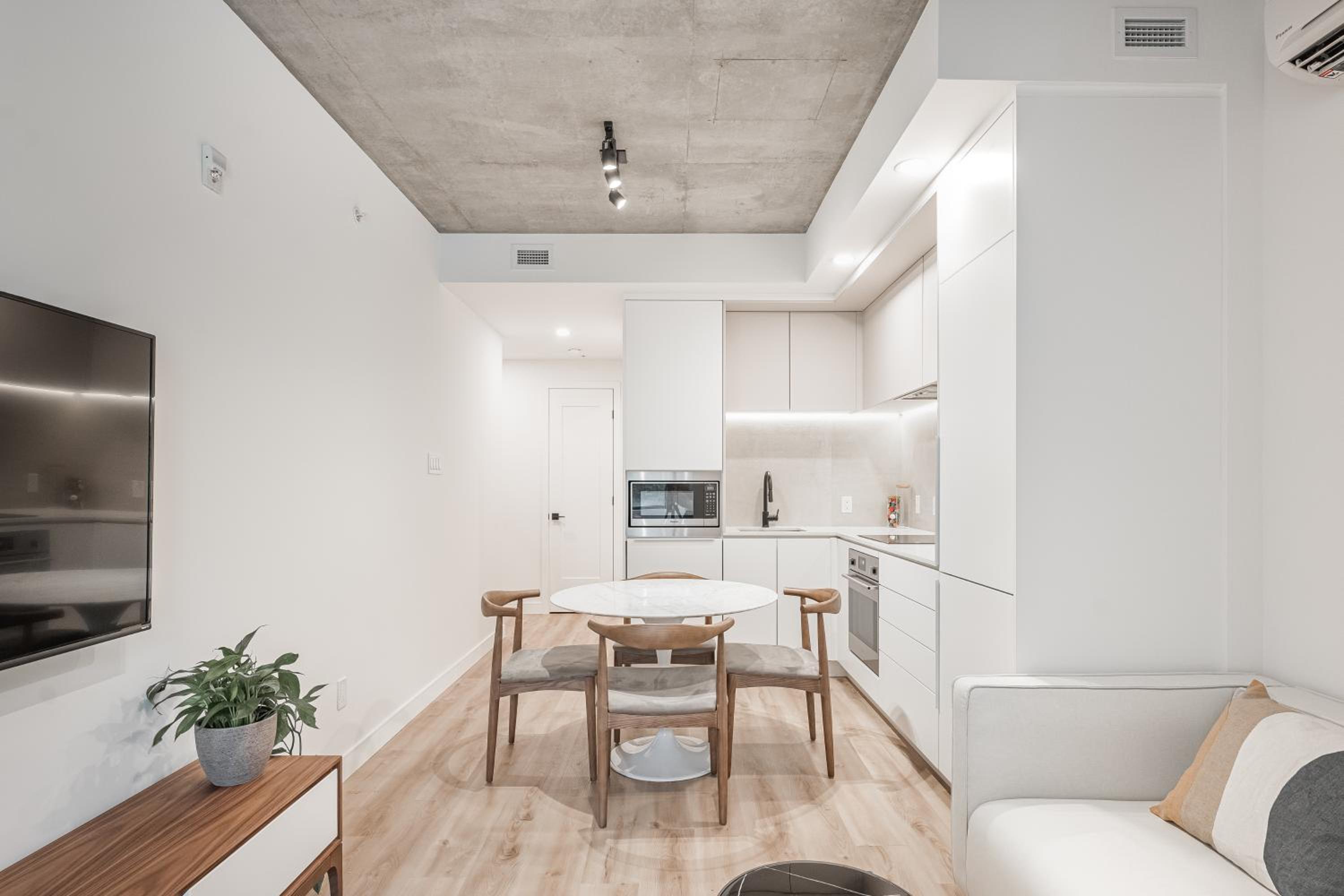 Le Mont Apartments