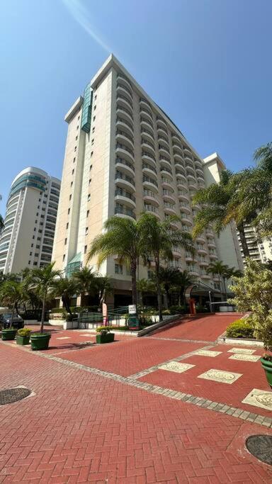 Barra Premium-Flat 1203-4 Praia, Piscina, Academia