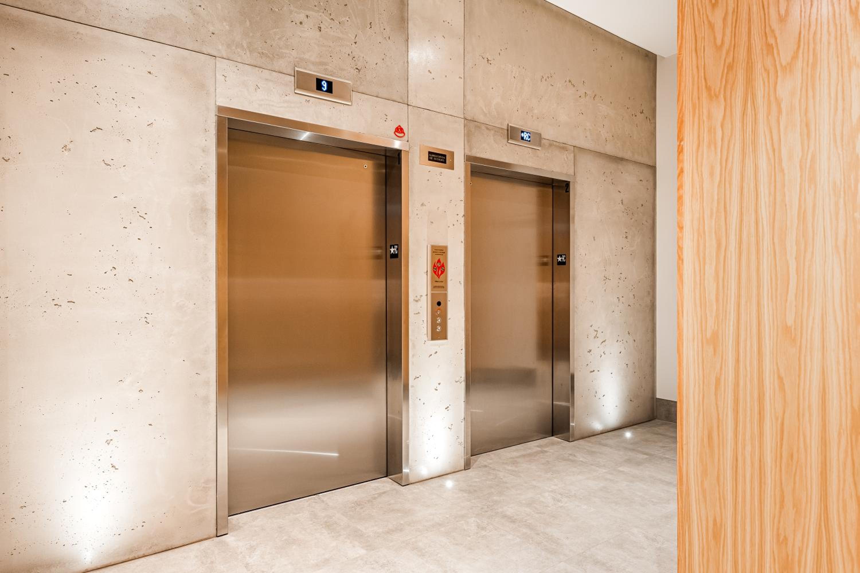Le Mont Apartments