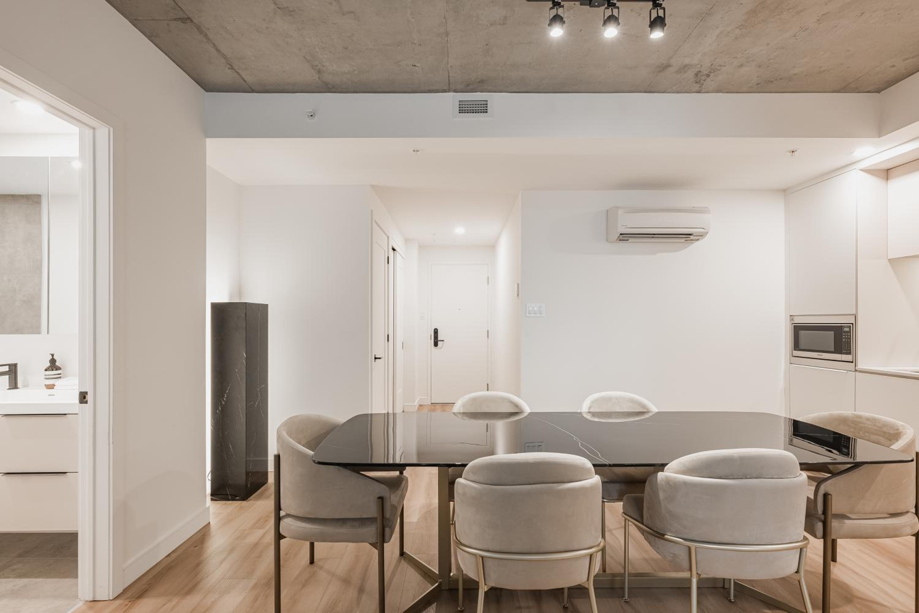 Le Mont Apartments
