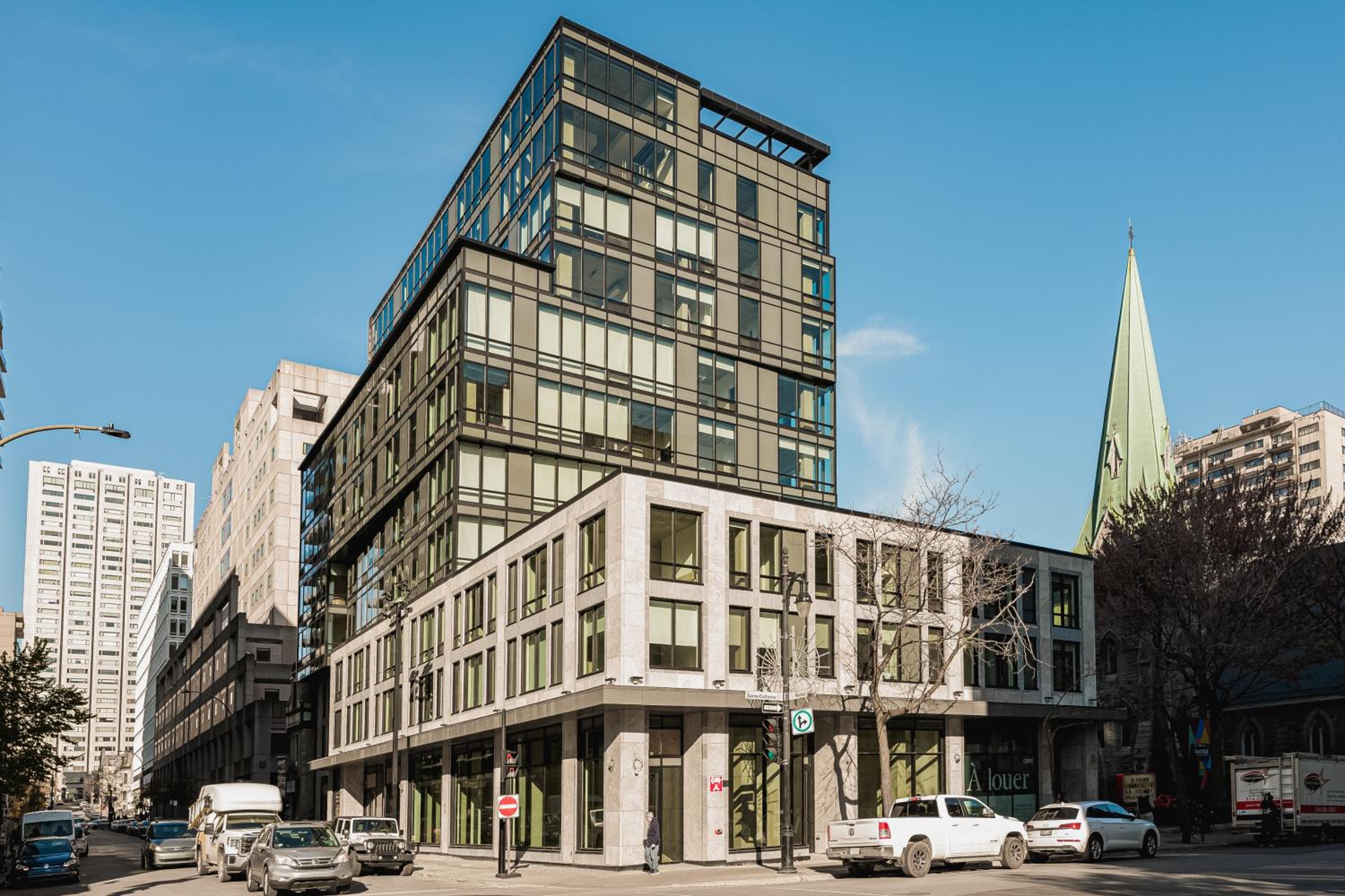 Le Mont Apartments
