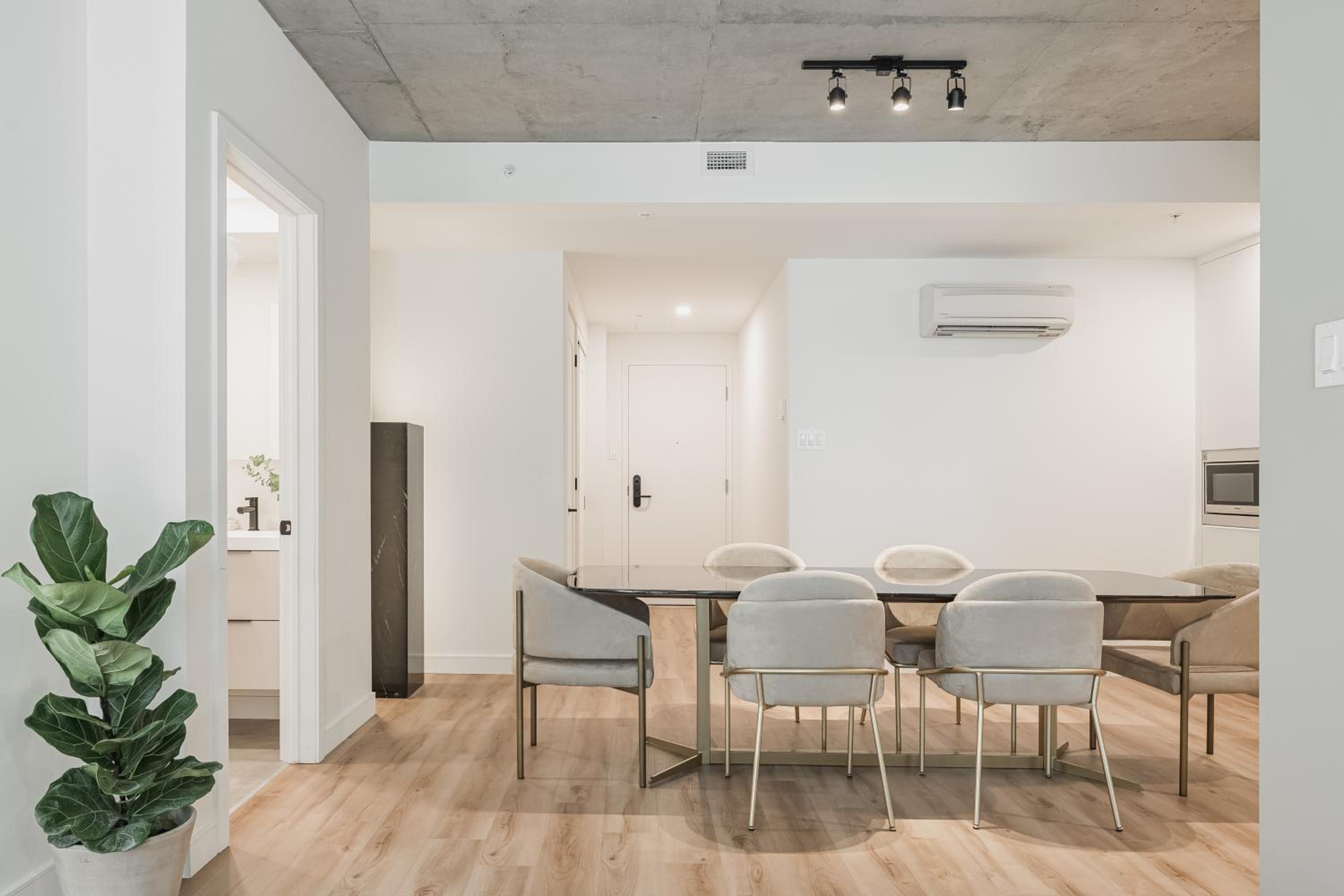 Le Mont Apartments