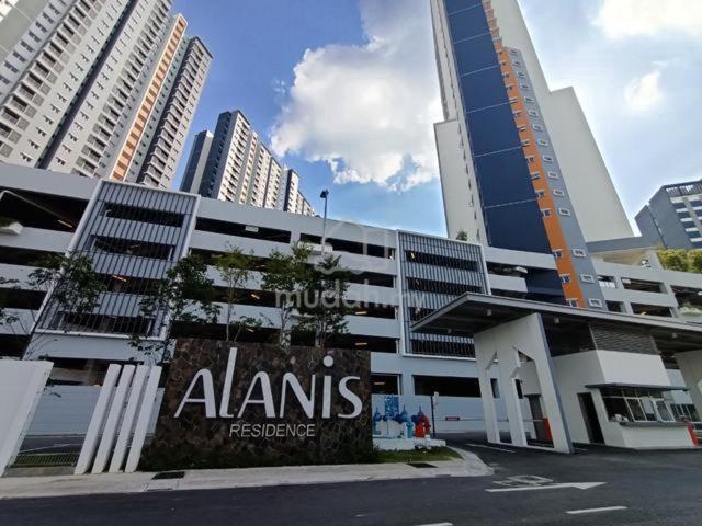 ALANIS COZY COMFY 10 min to KLIA photo 2