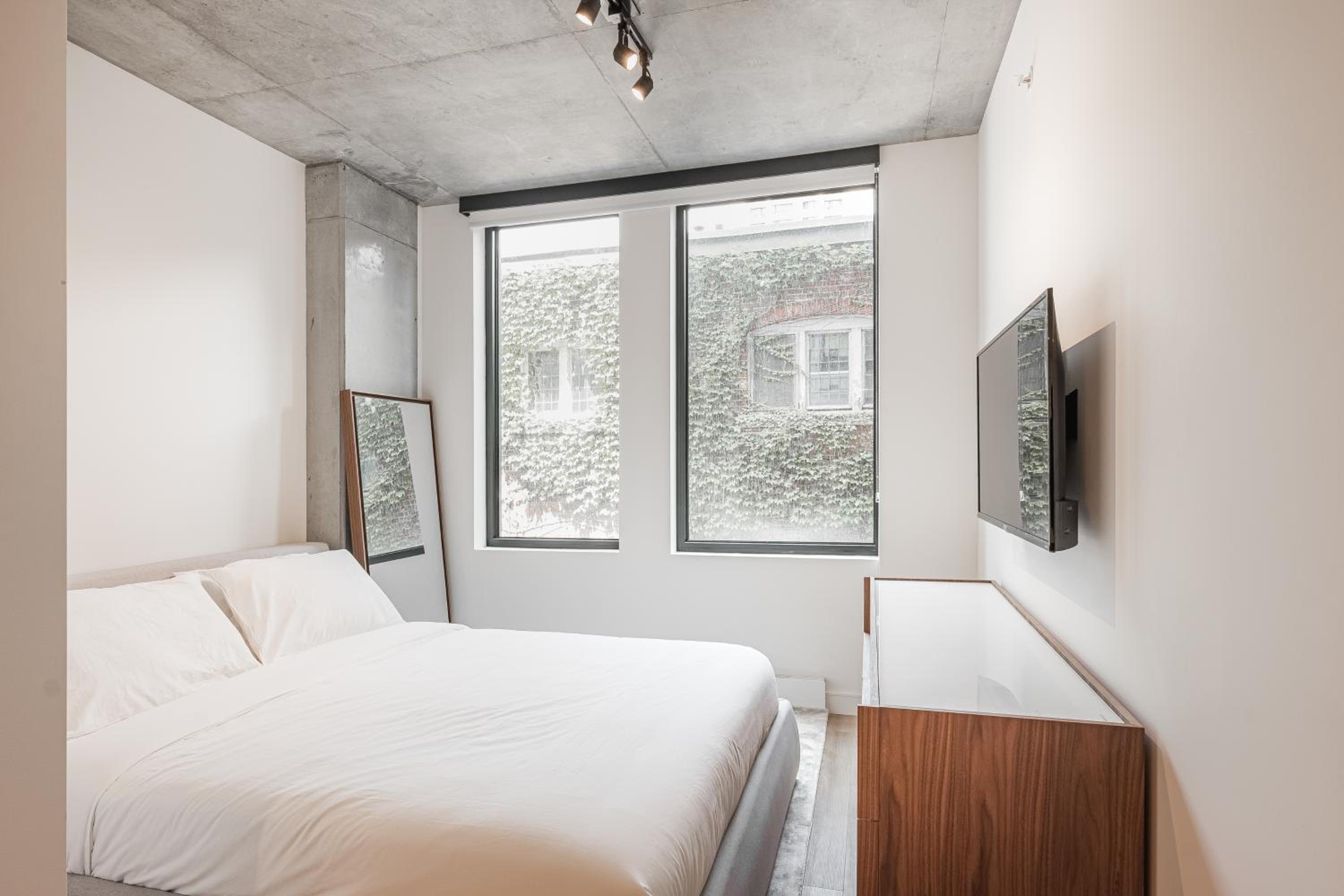Le Mont Apartments