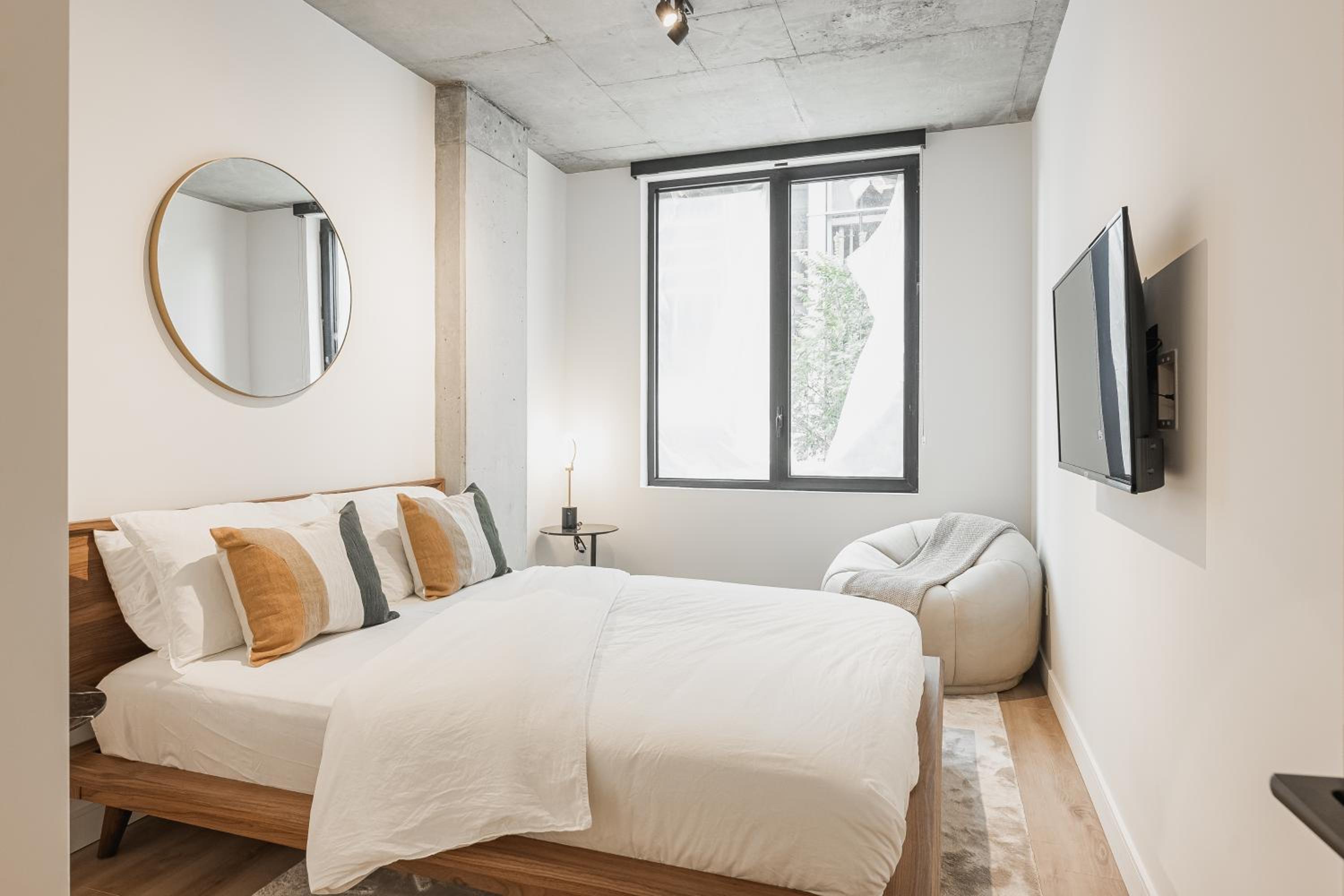 Le Mont Apartments