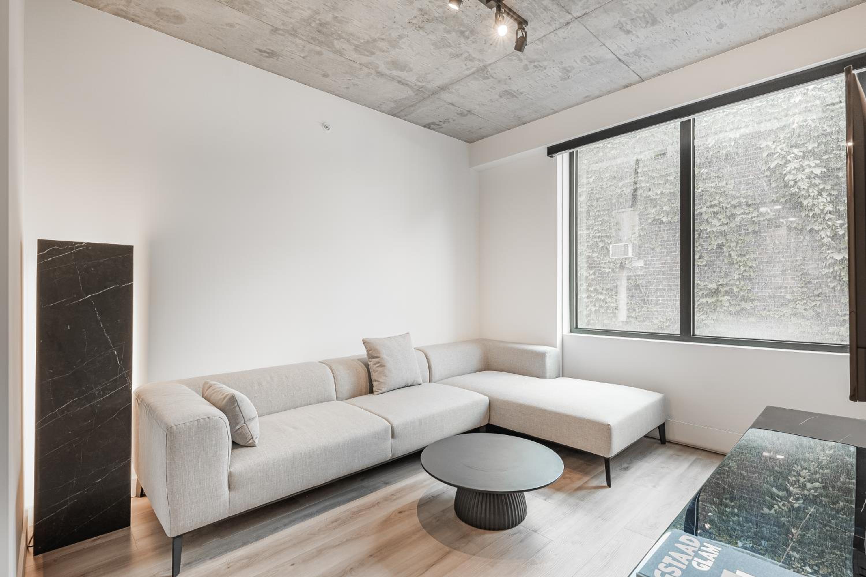 Le Mont Apartments