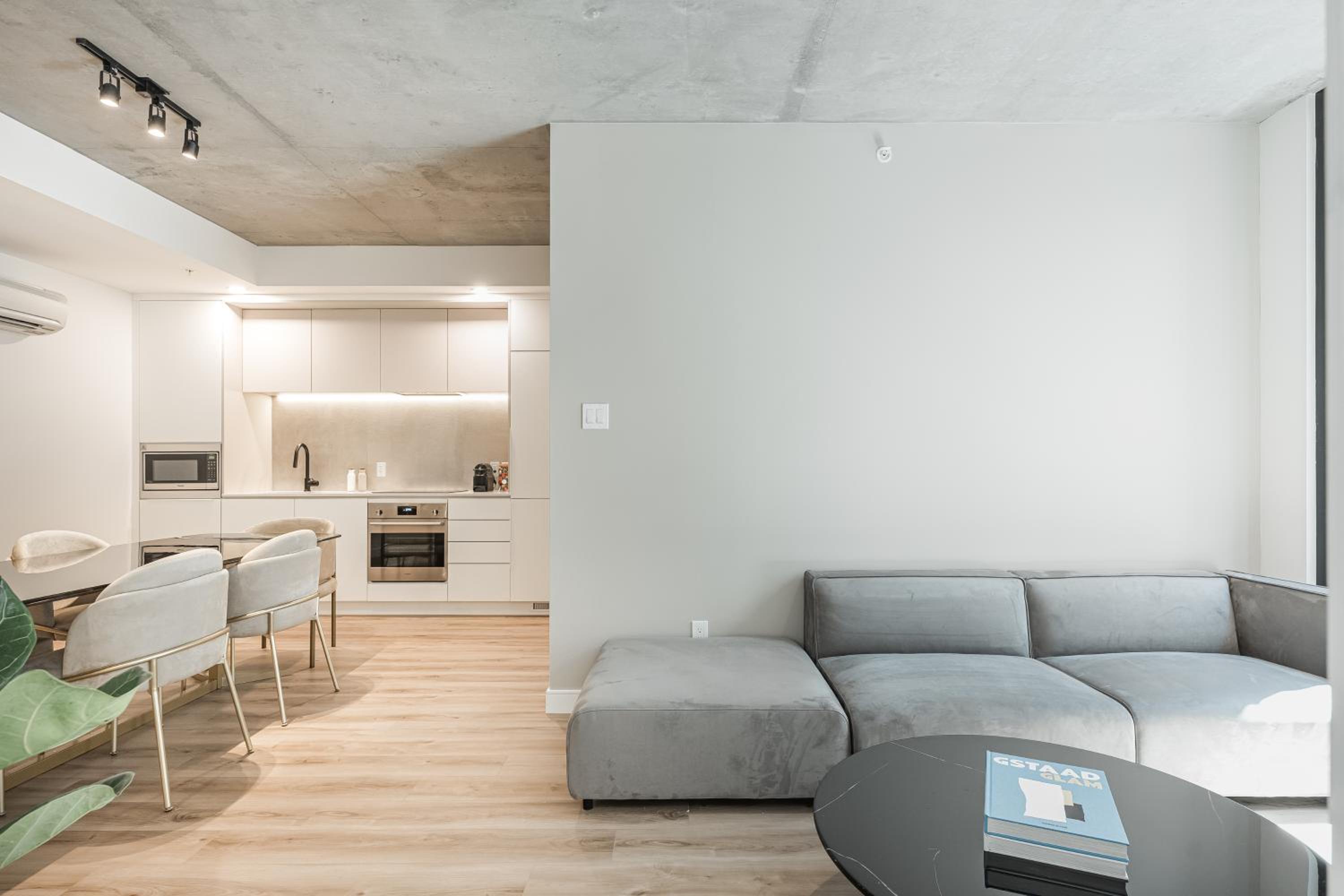 Le Mont Apartments