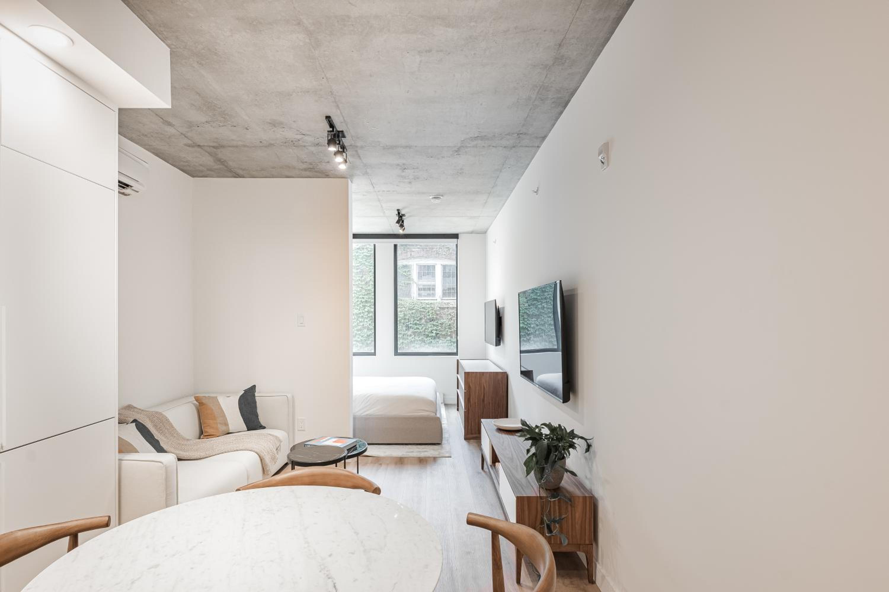 Le Mont Apartments