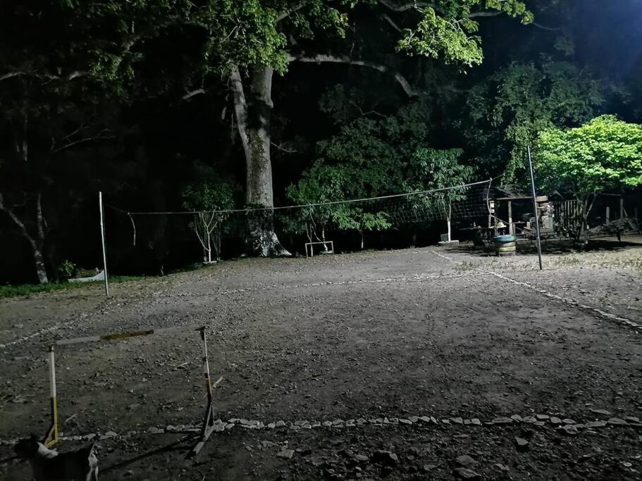 Casa campestre nudista