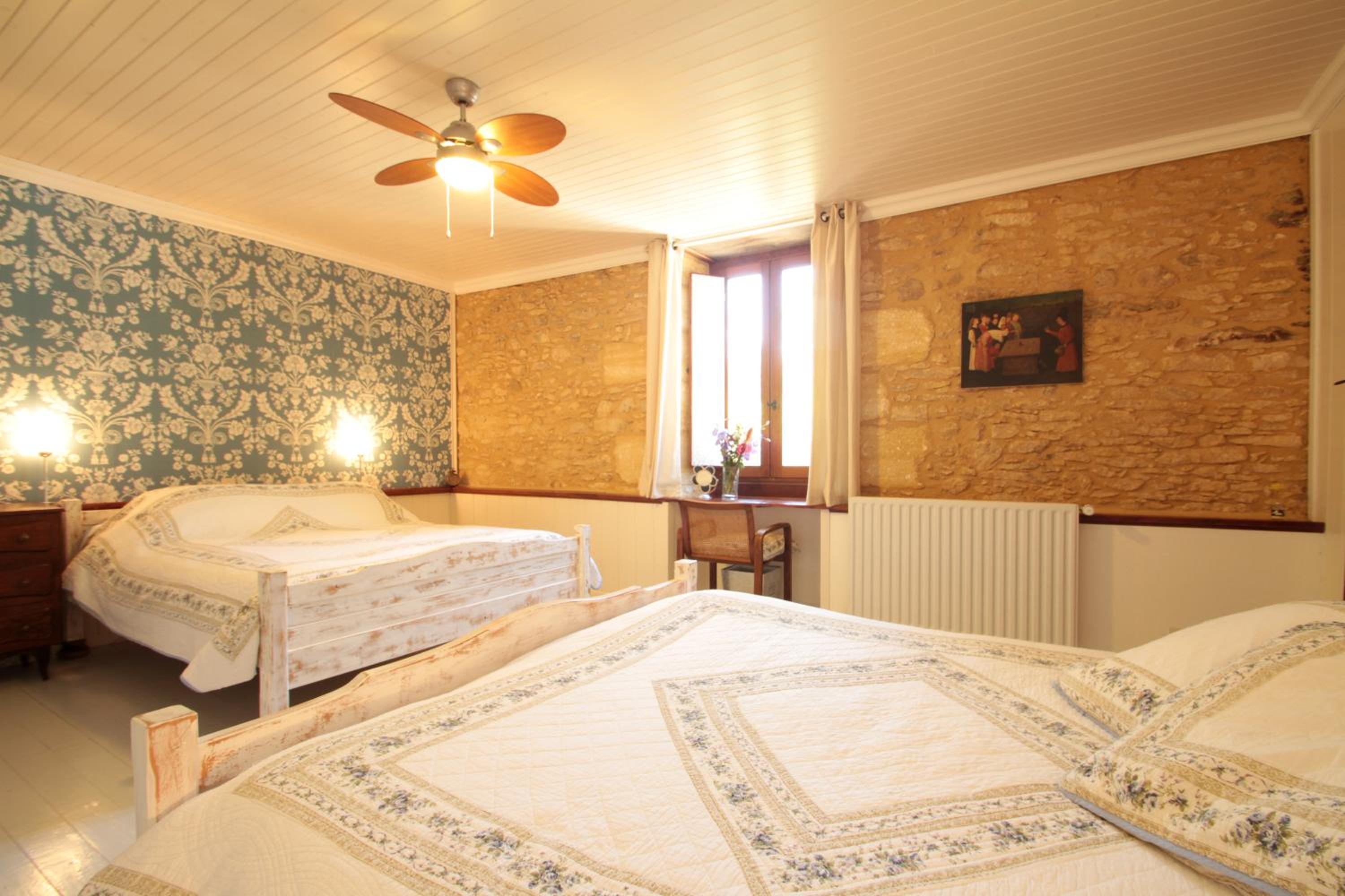 Le Chevrefeuille chambres d'hotes et gîtes de charme