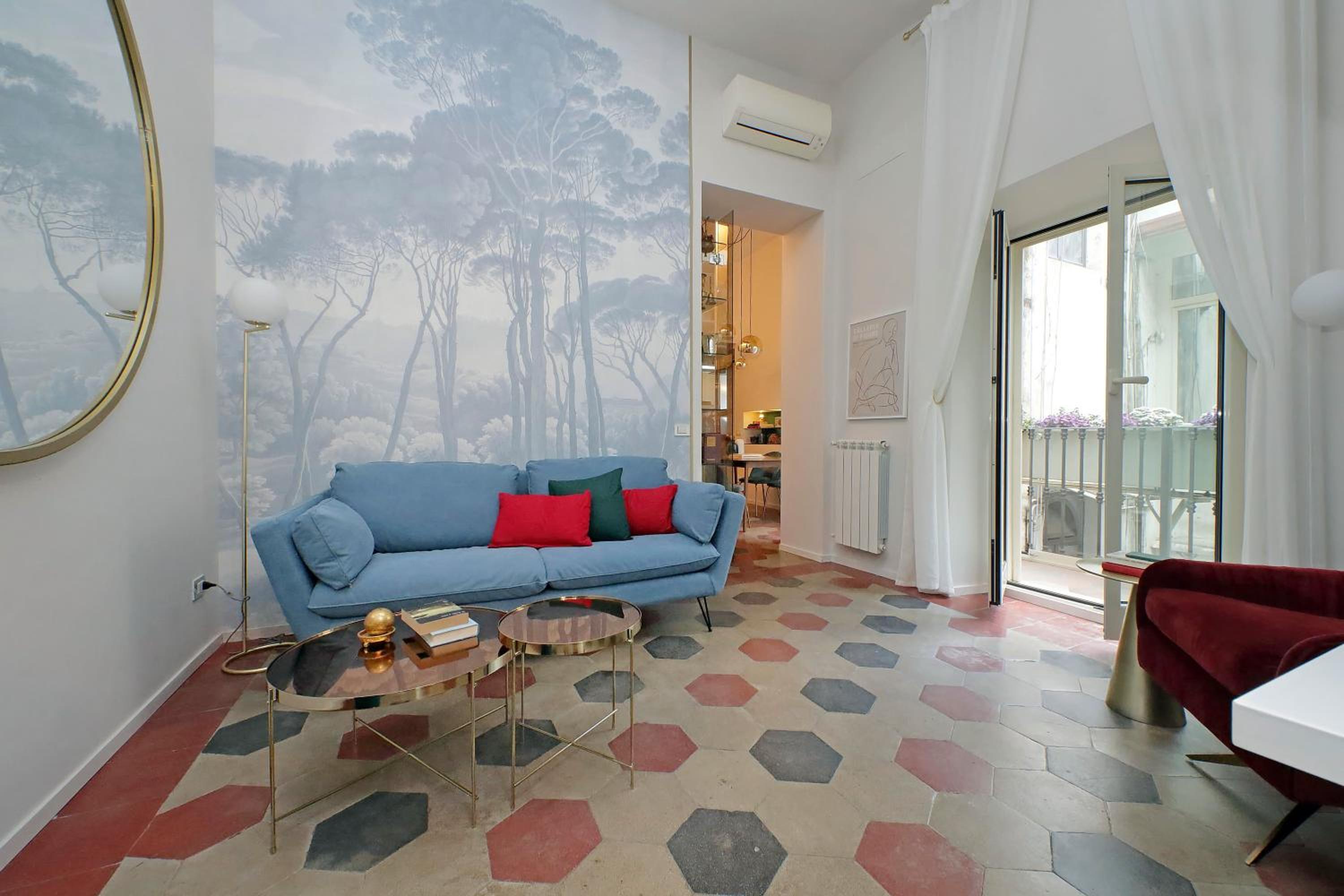 YCH-Colosseo book house