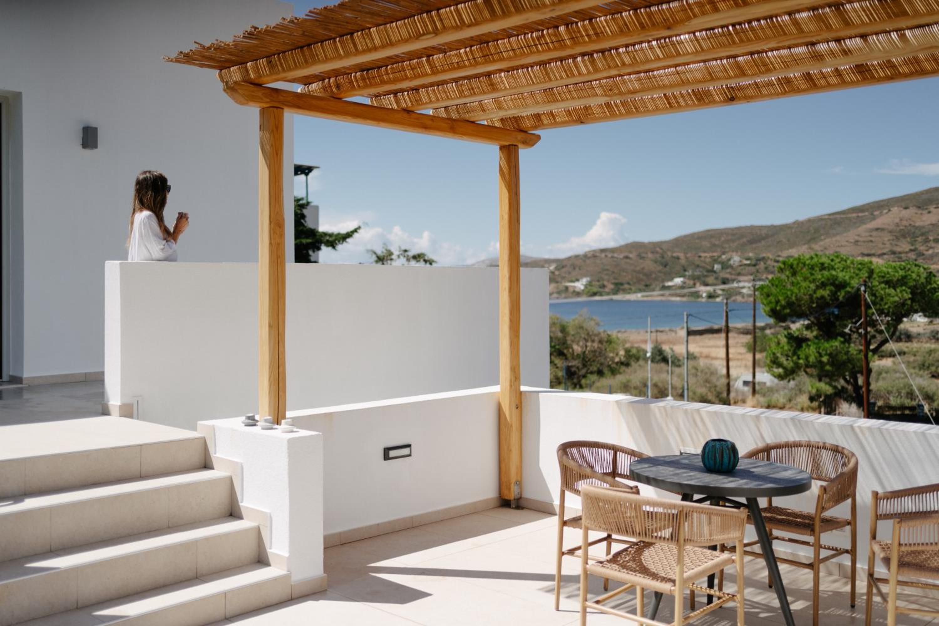 Pnoes Skyros