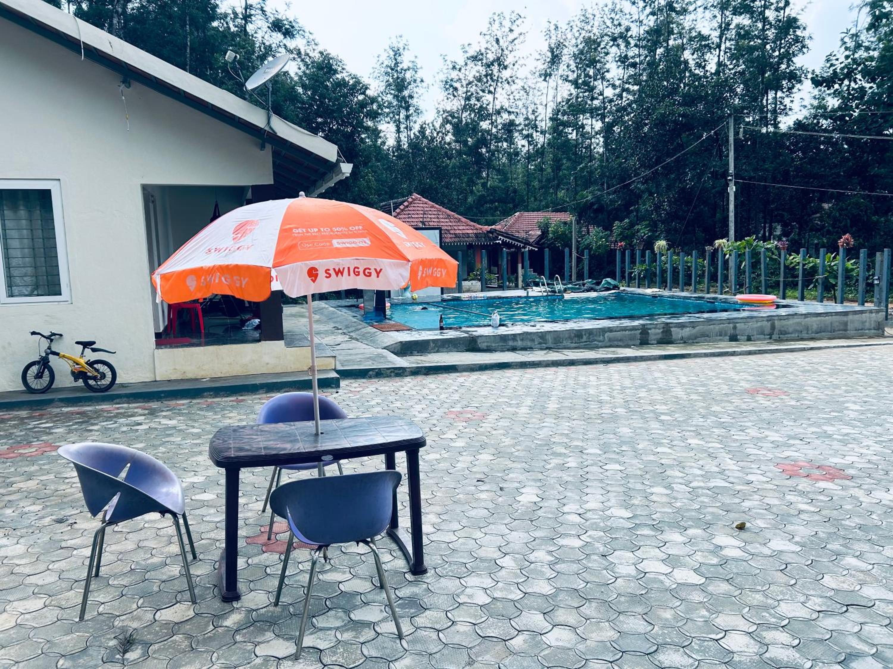 Silver S S Shadow Home Stay view 4