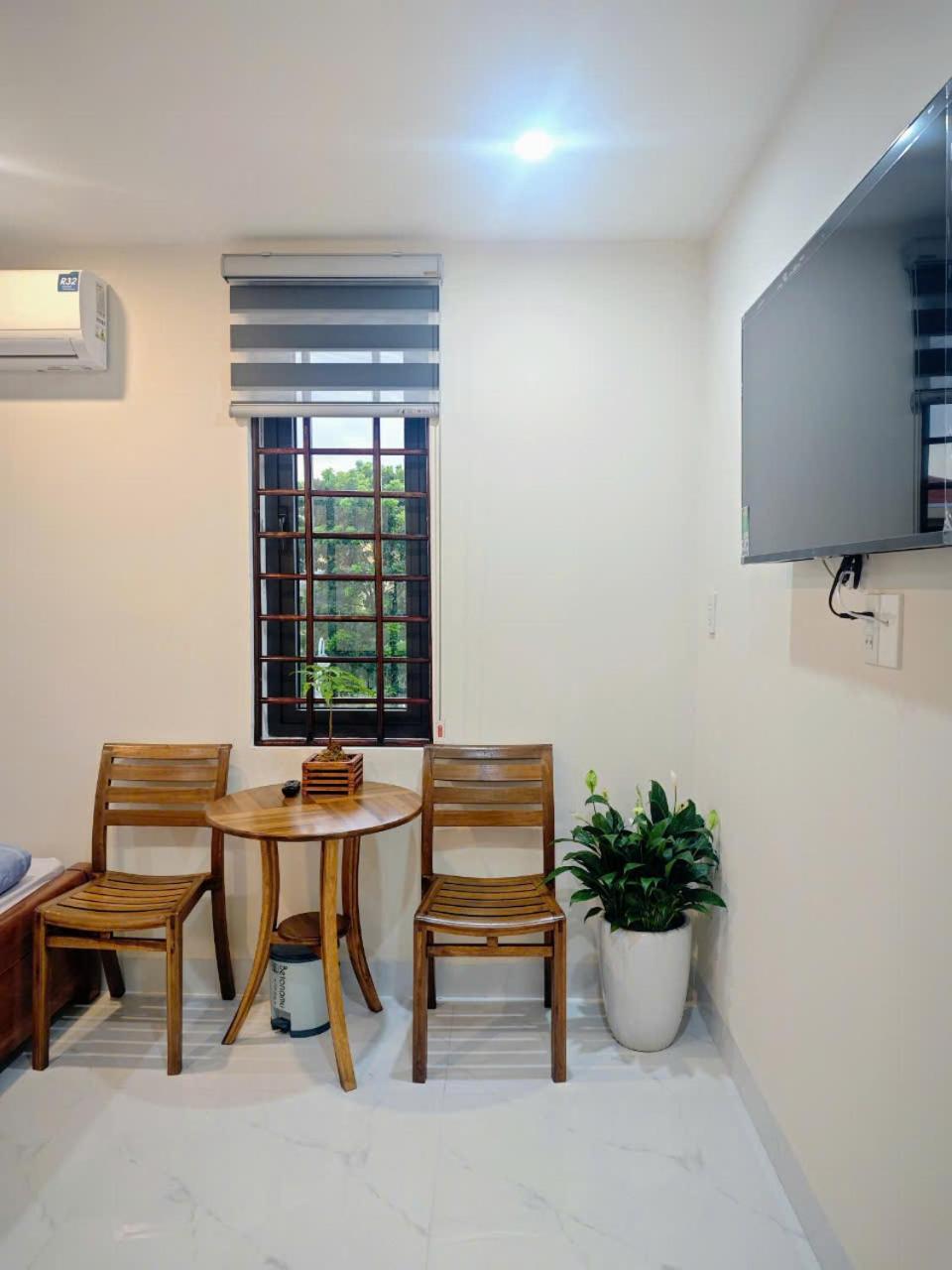 MANI House