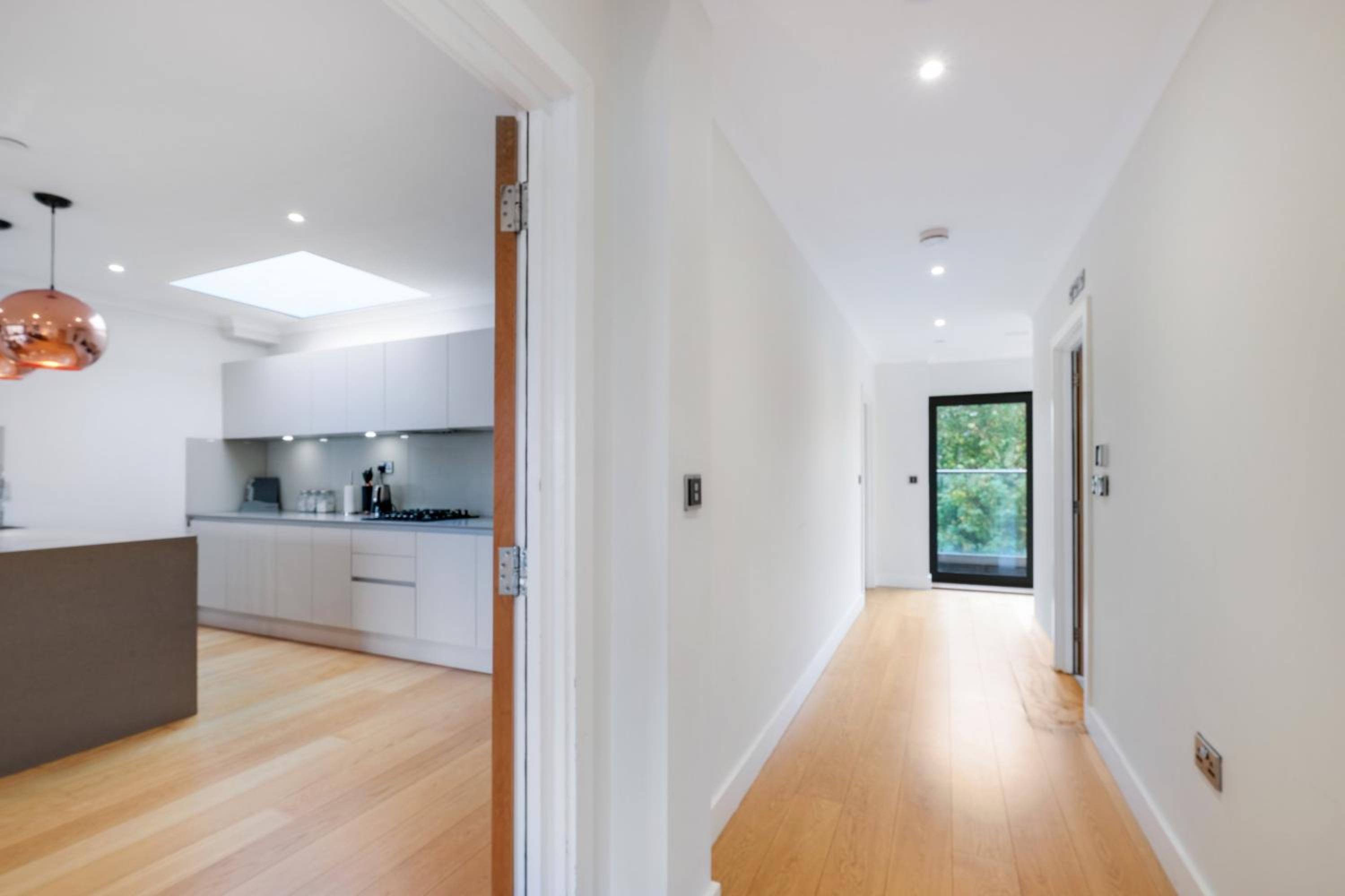 The Concord Modern 2 Bedroom Apartment