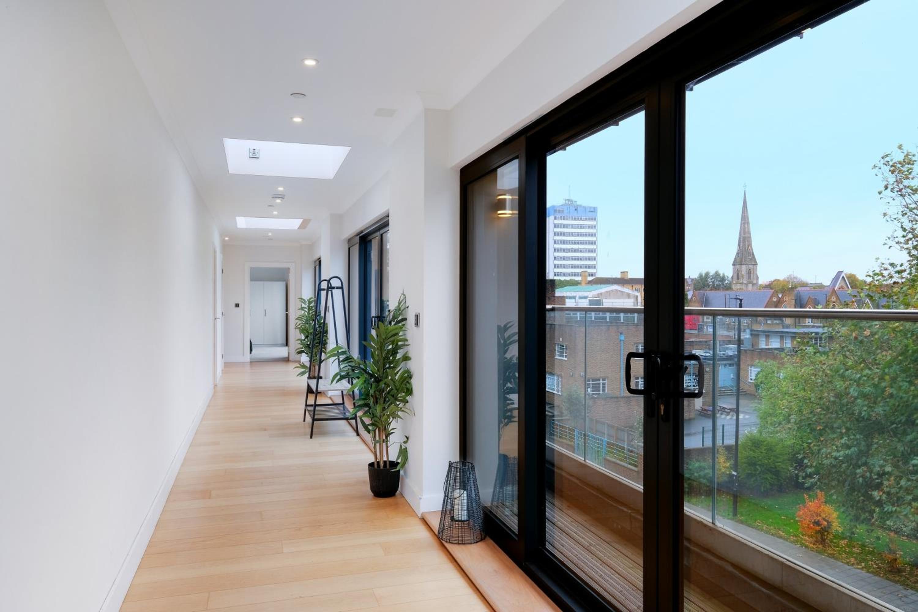 The Concord Modern 2 Bedroom Apartment