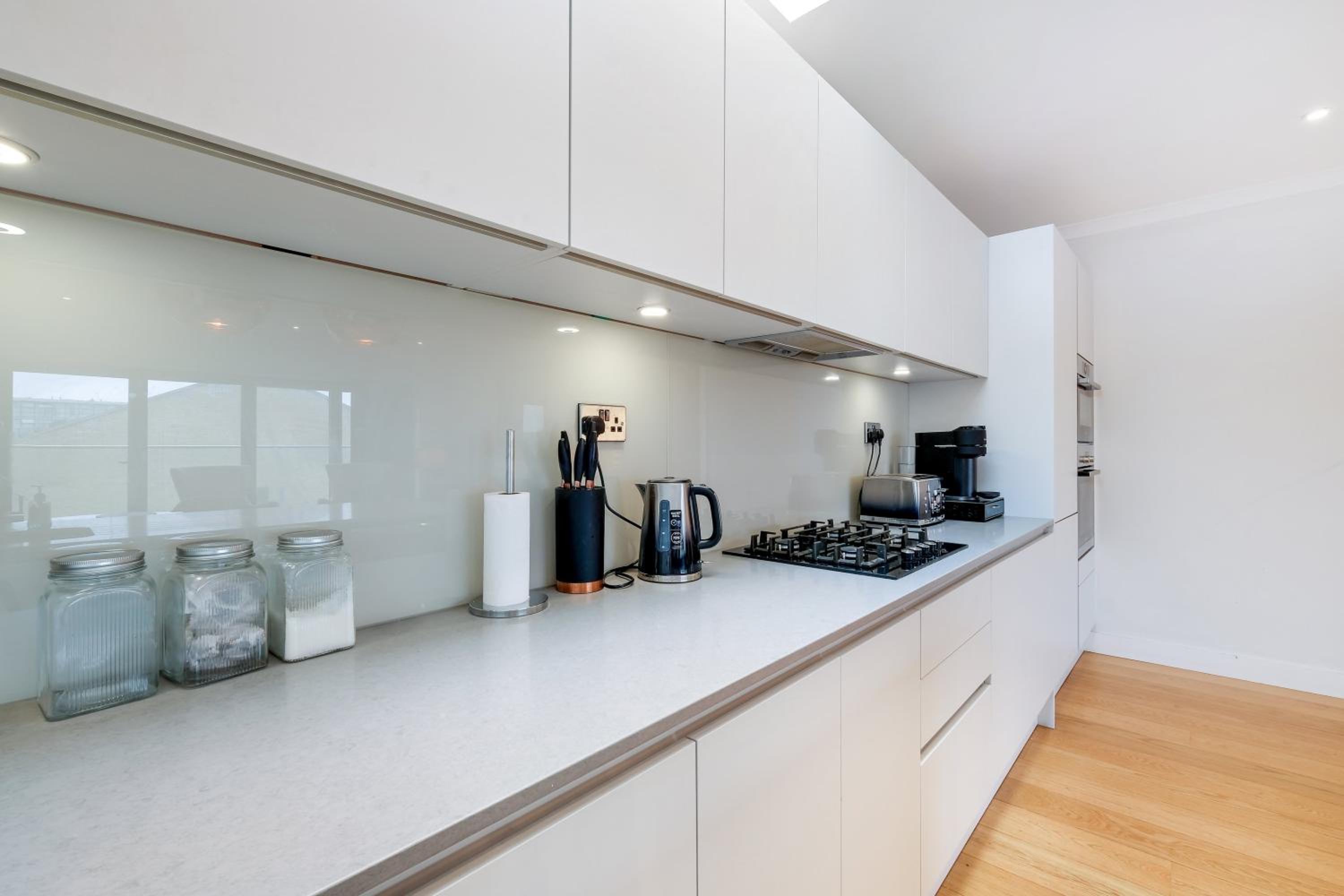 The Concord Modern 2 Bedroom Apartment