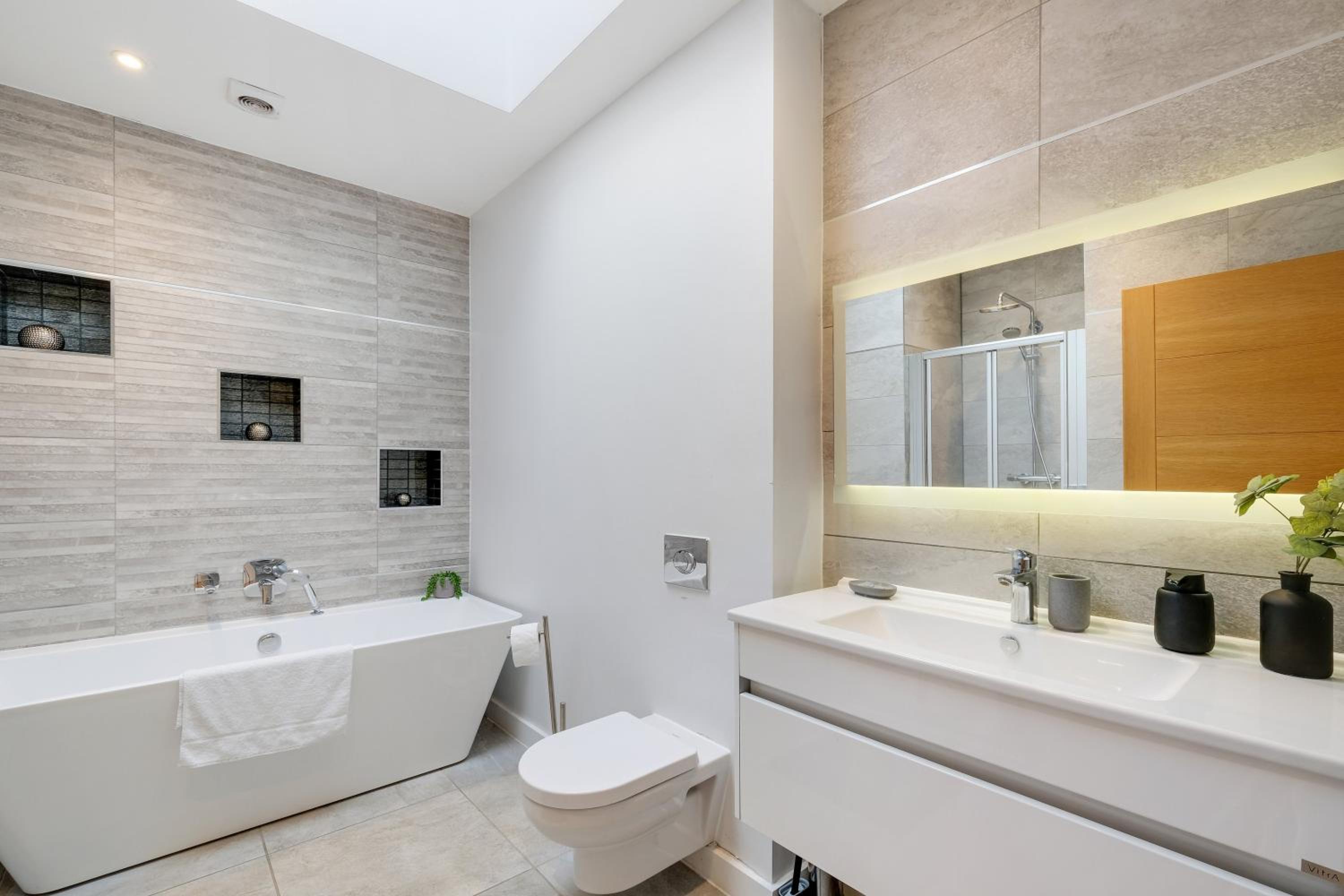 The Concord Modern 2 Bedroom Apartment