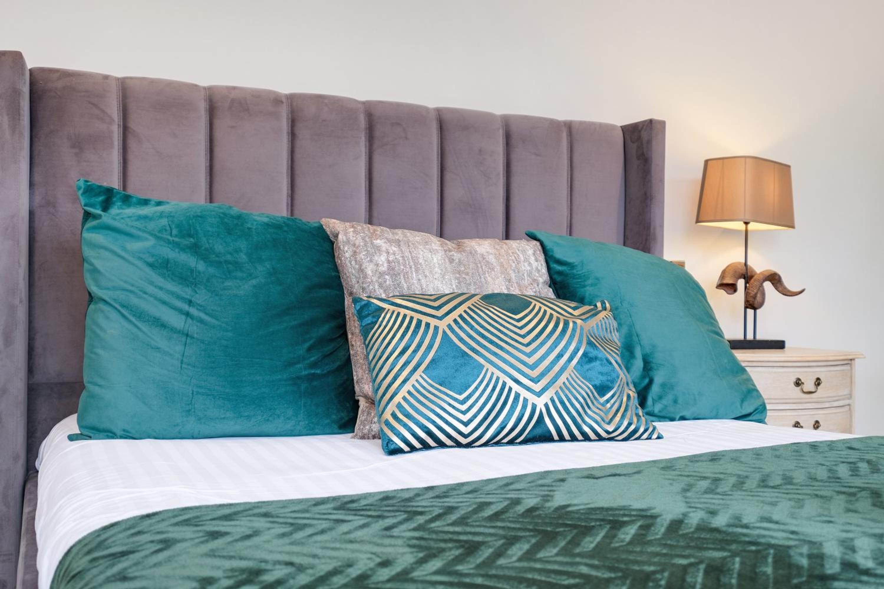 The Concord Modern 2 Bedroom Apartment