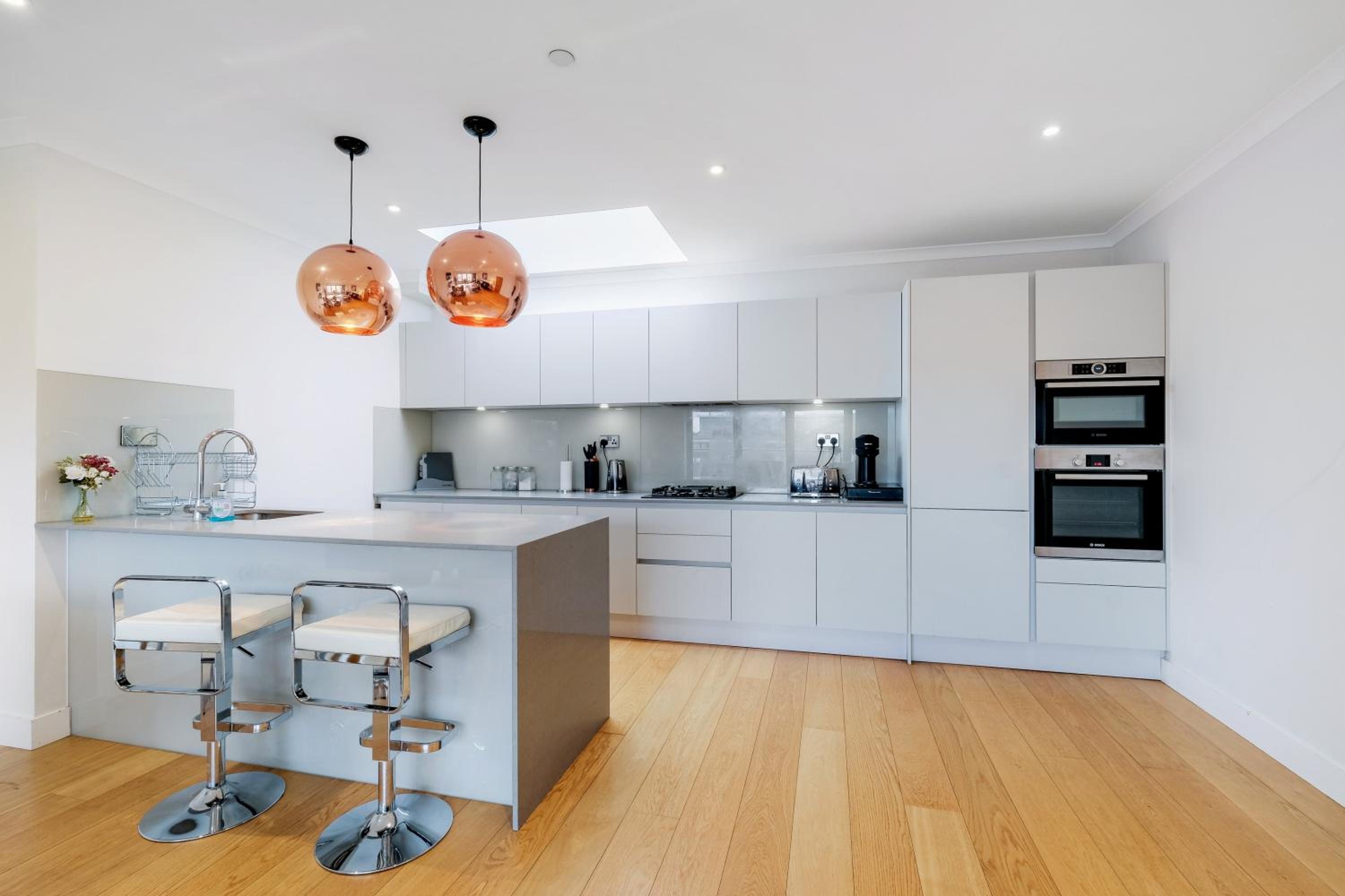 The Concord Modern 2 Bedroom Apartment