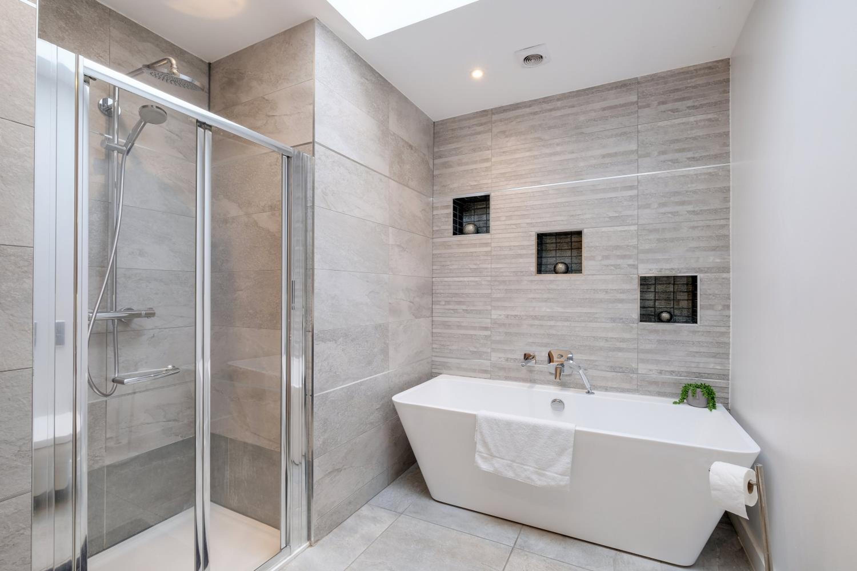 The Concord Modern 2 Bedroom Apartment