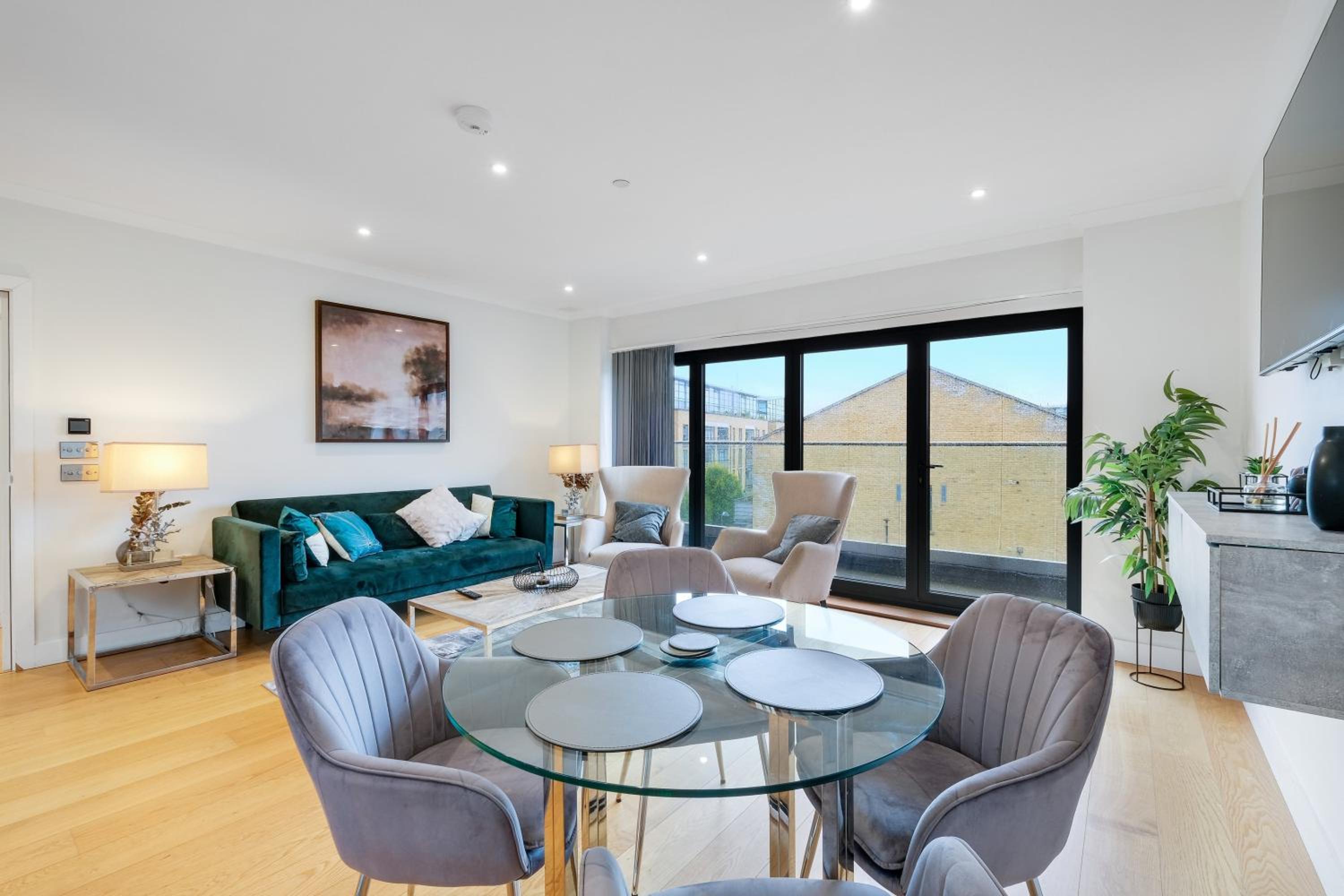 The Concord Modern 2 Bedroom Apartment