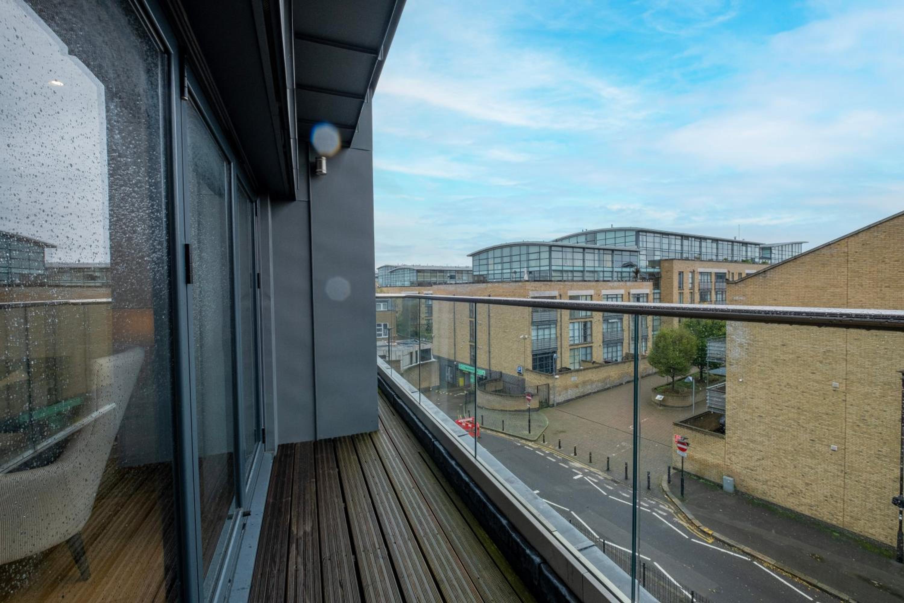 The Concord Modern 2 Bedroom Apartment