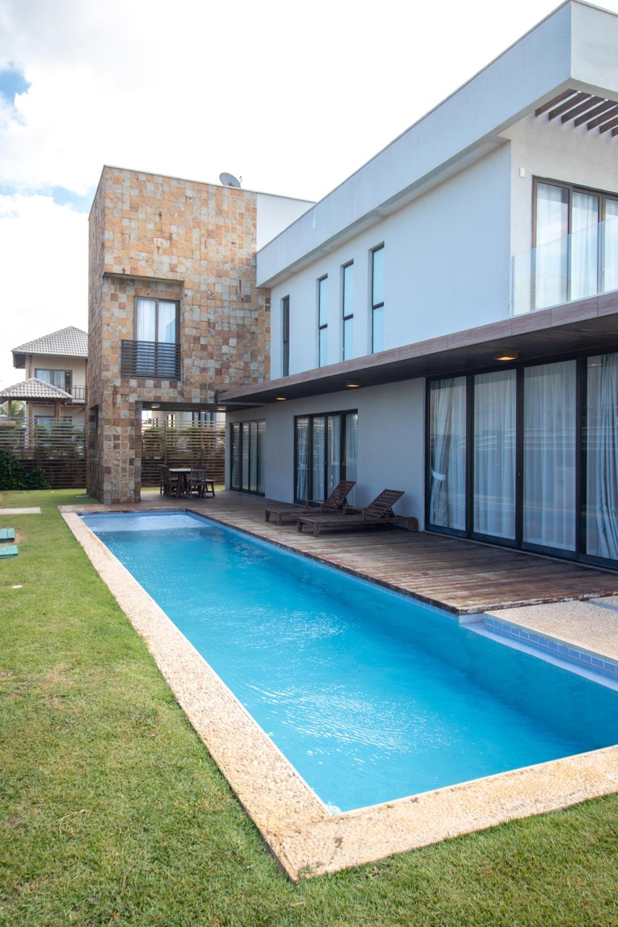 Illa Blue Village
